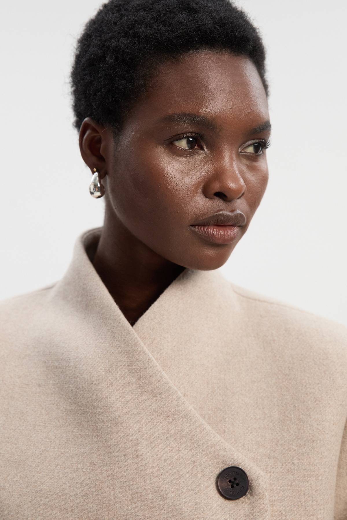 KarenMillen Manteau Mi-Long Ceinturé Ajusté en Laine à Col Croisé