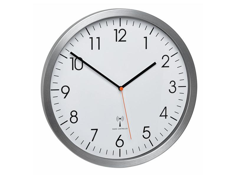 TFA Dostmann Funk-Wanduhr Silber Analoge Funk-Wanduhr mit Aluminium-Rahmen