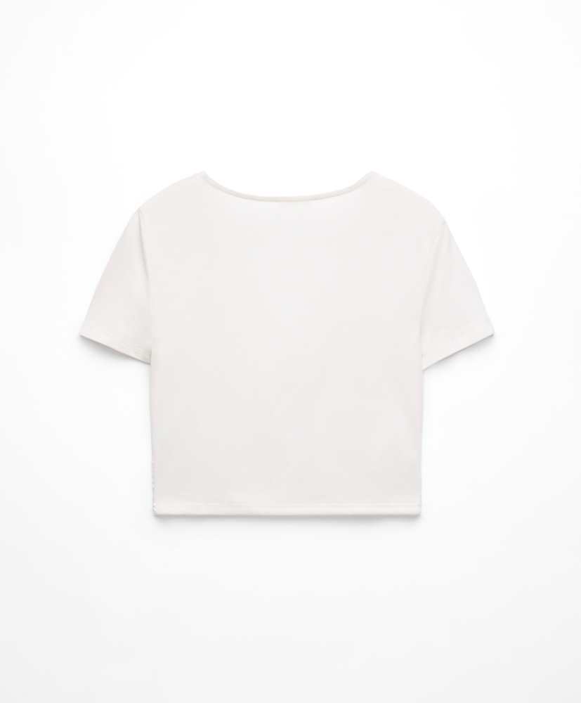 Top cropped com nó modal