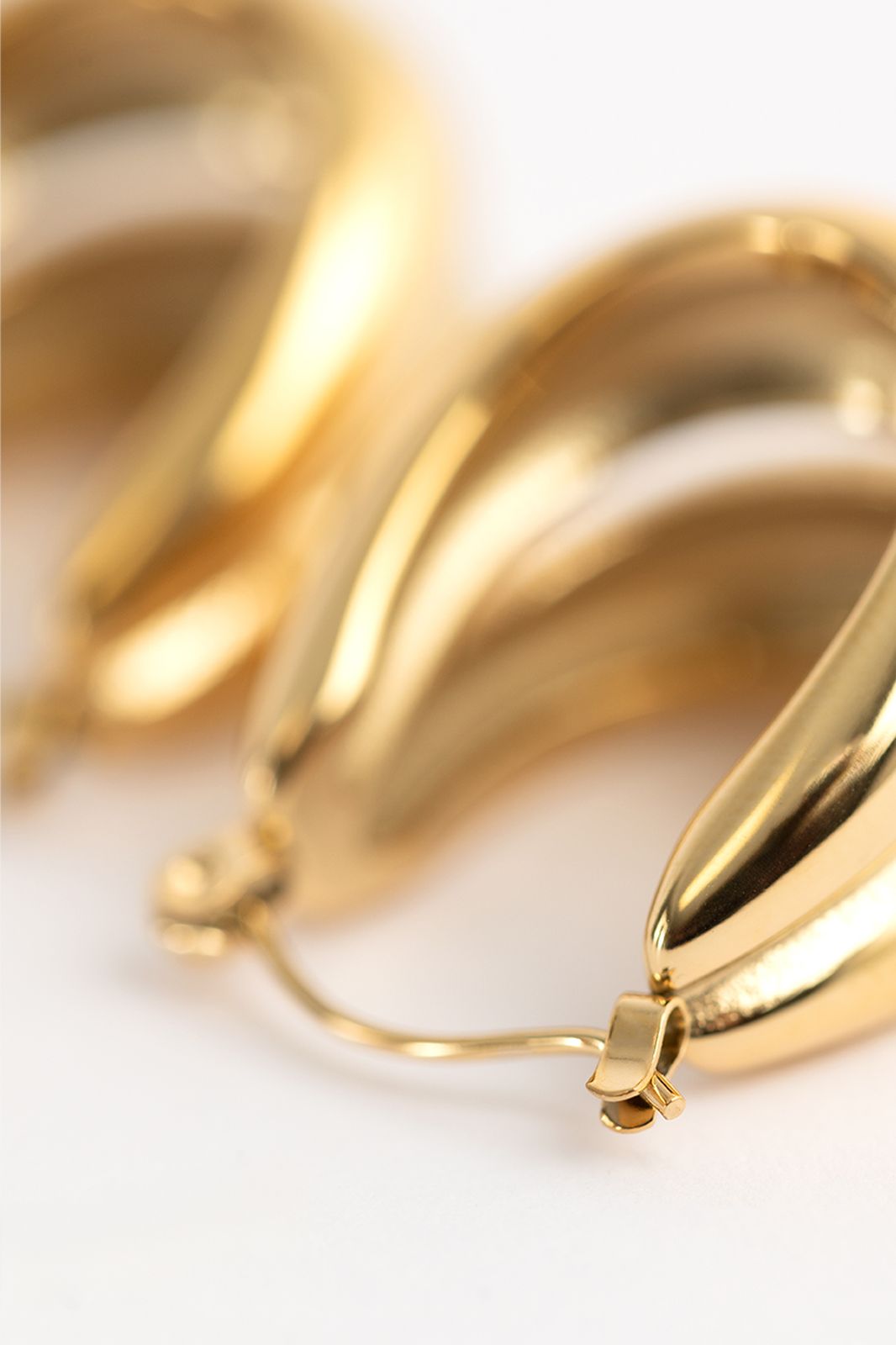 Gold plated dubbele oorbellen