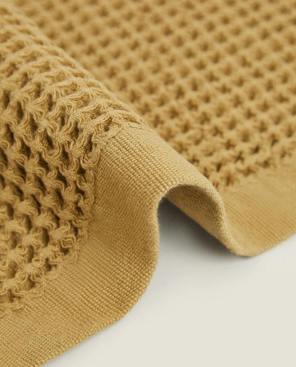 TOALHA DE ALGODÃO COM MALHA WAFFLE