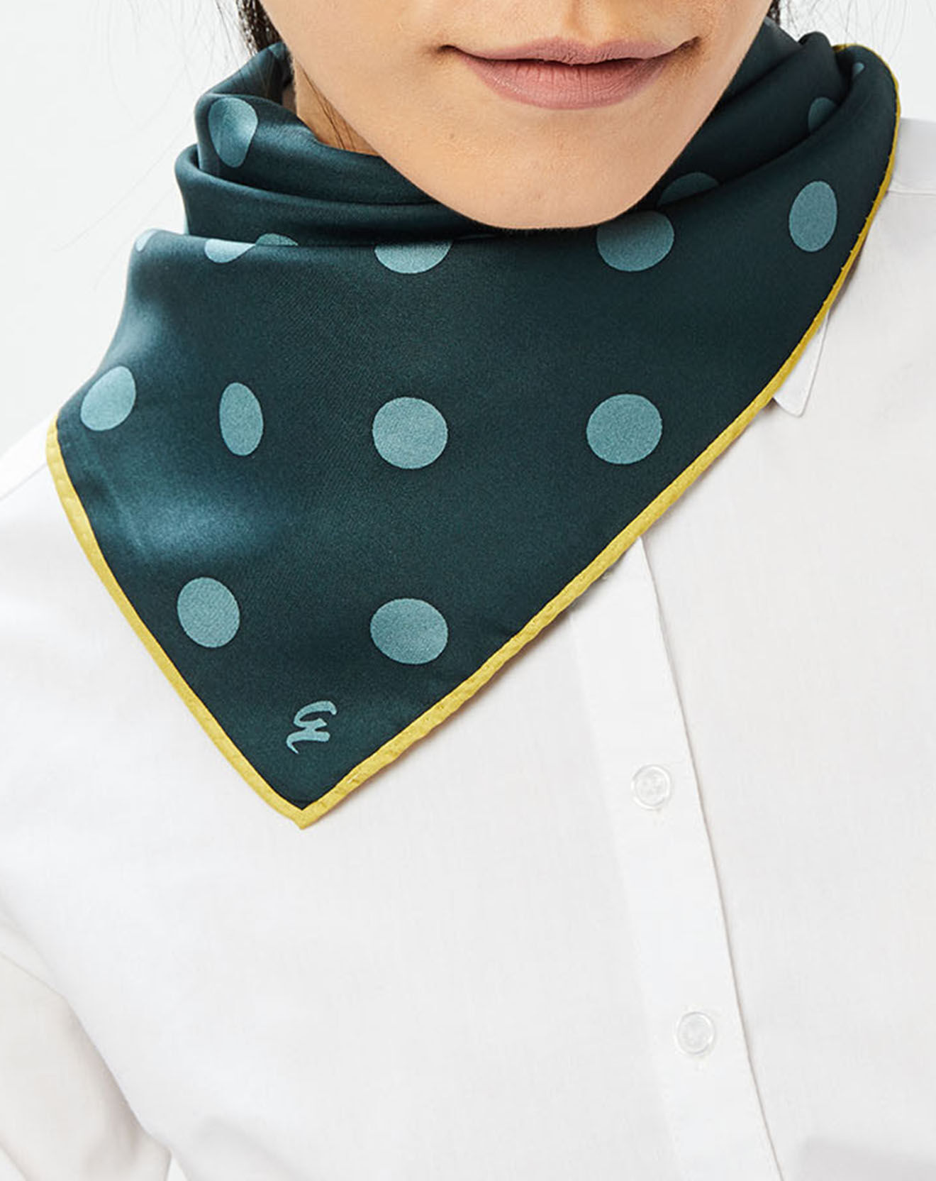 Galeries Lafayette Carré de Soie Af Willo E vert foncé - 53x53 cm