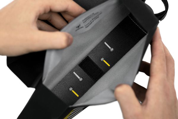 RACING BOLT-ON TOP TUBE PACK 1L Oberrohrtasche  black  1L