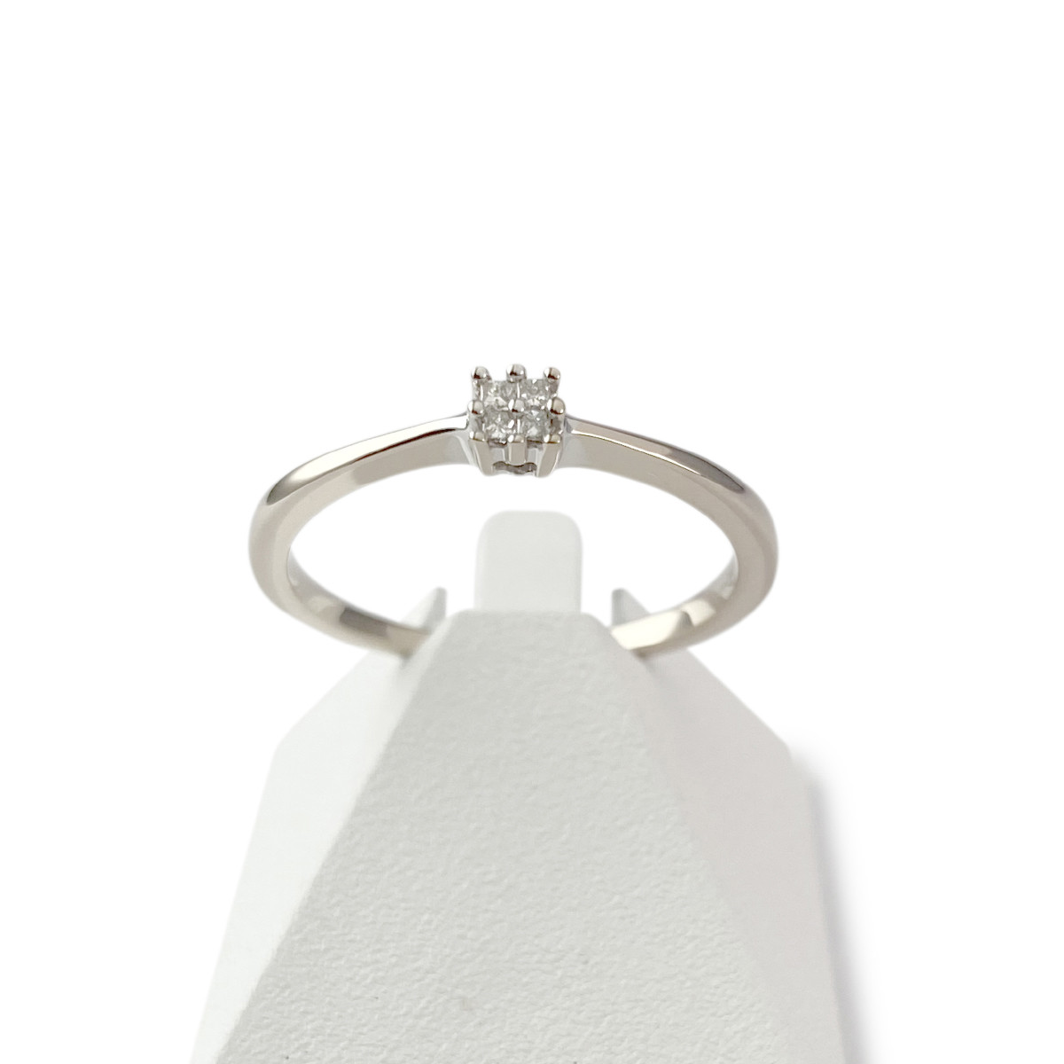 Bague d'occasion or 750 blanc diamants