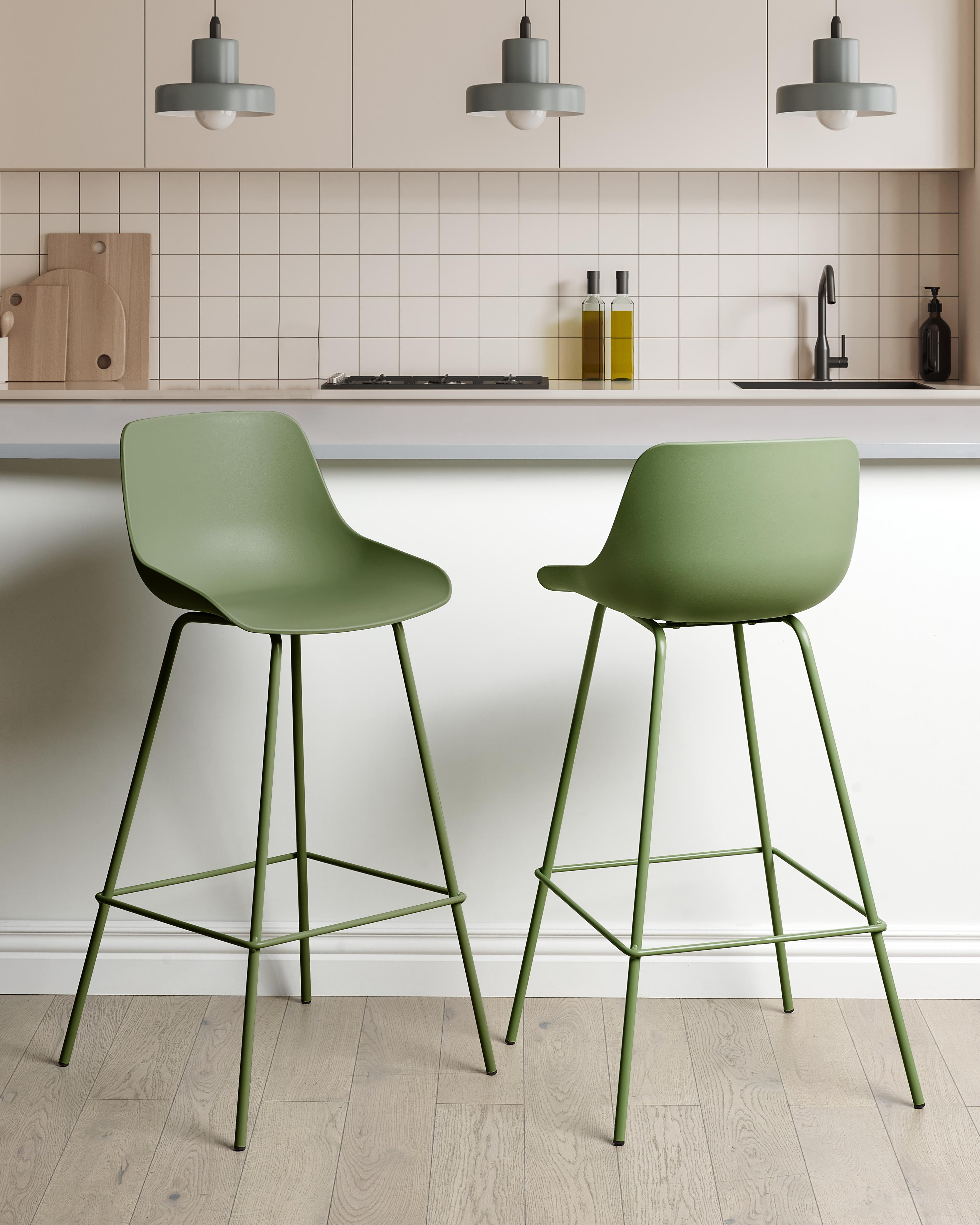 Set van 2 barstoelen EMMET Groen