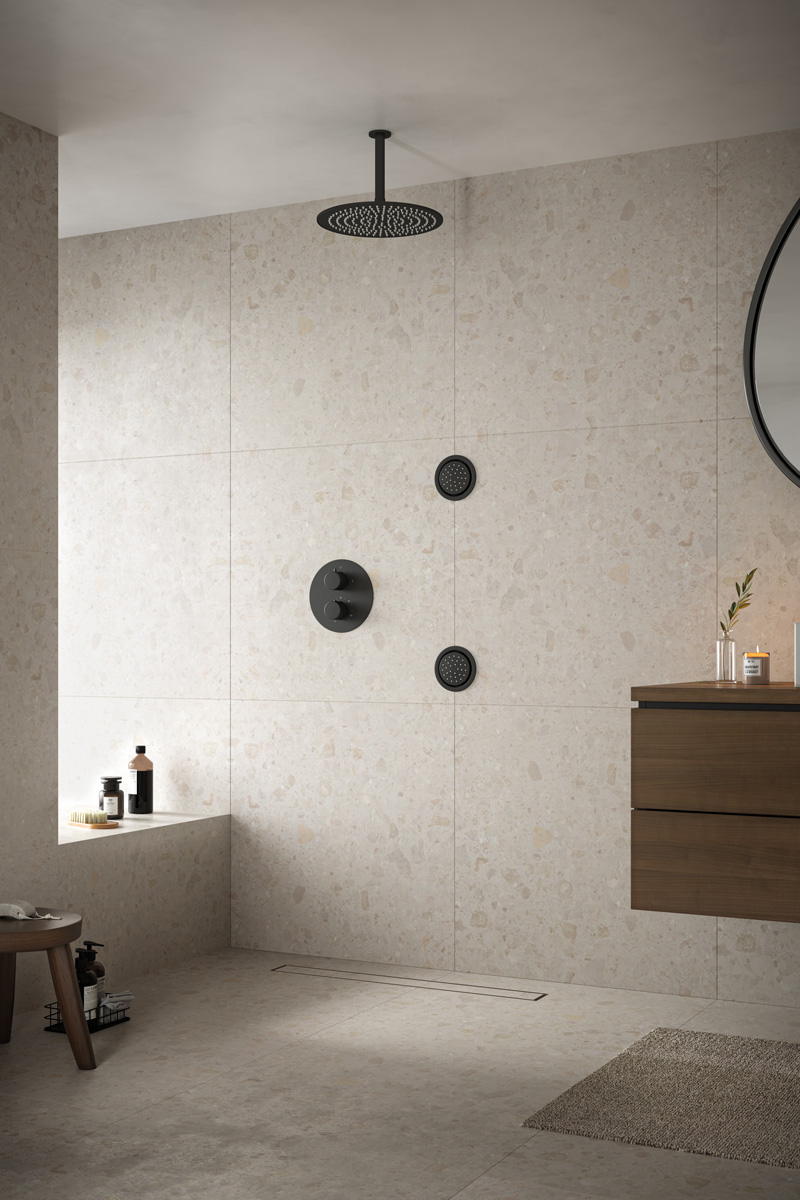 Saniclear Nero inbouwregendouche 30cm met ronde massagejets en plafondarm zwart mat