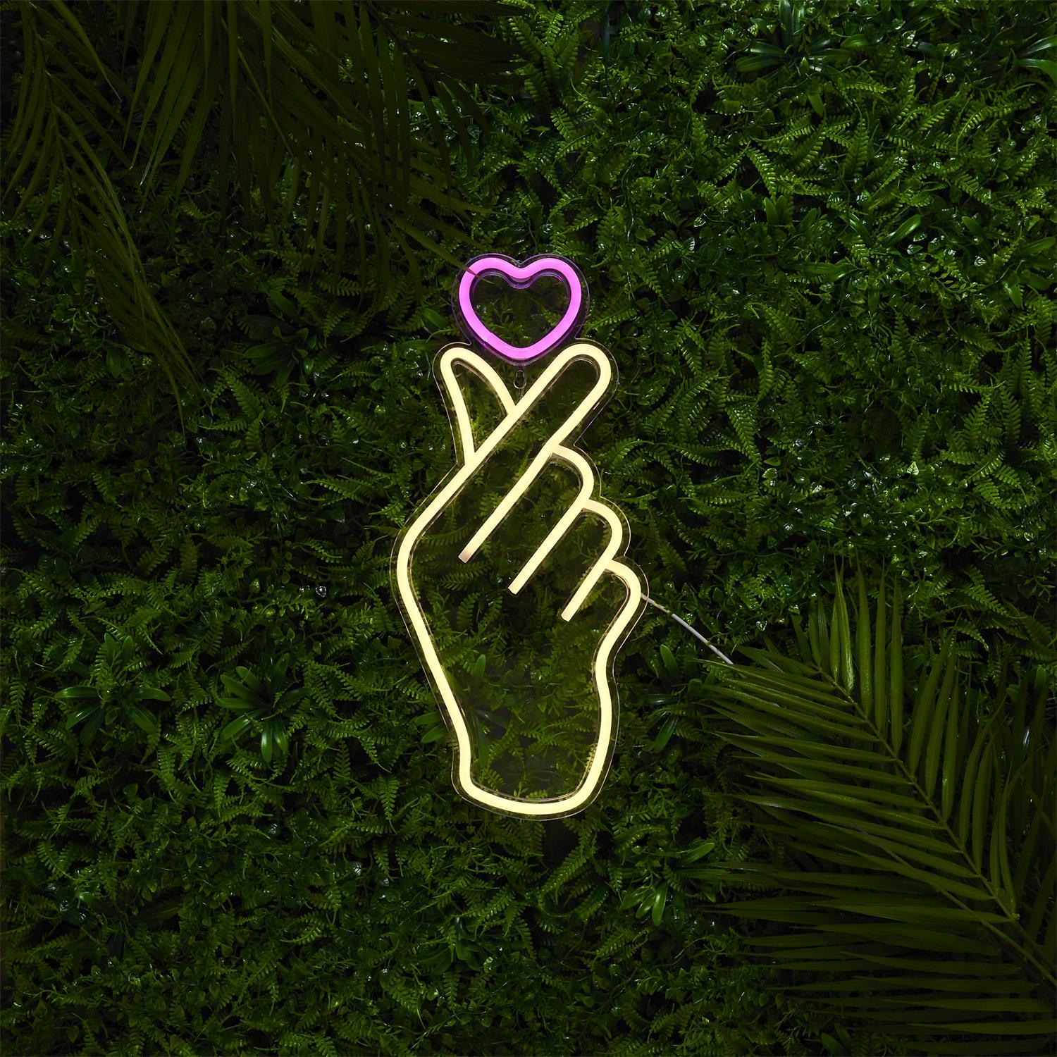 LAMPE LED EFFET NEON SIGNE COEUR USB