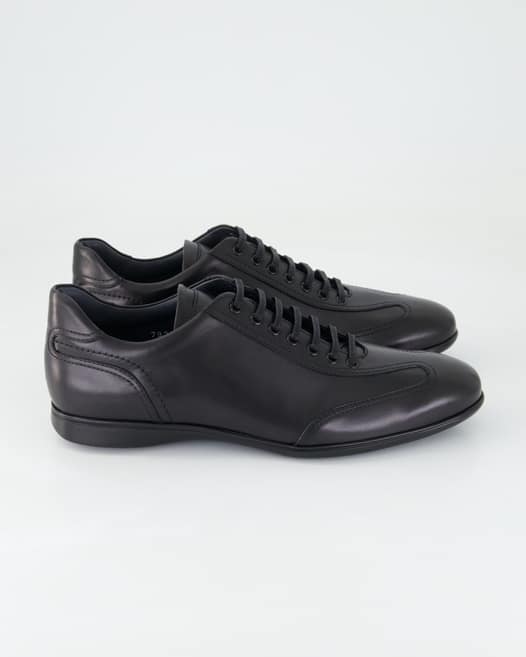 Konstantin Starke 7921 Schnürschuhe in Schwarz