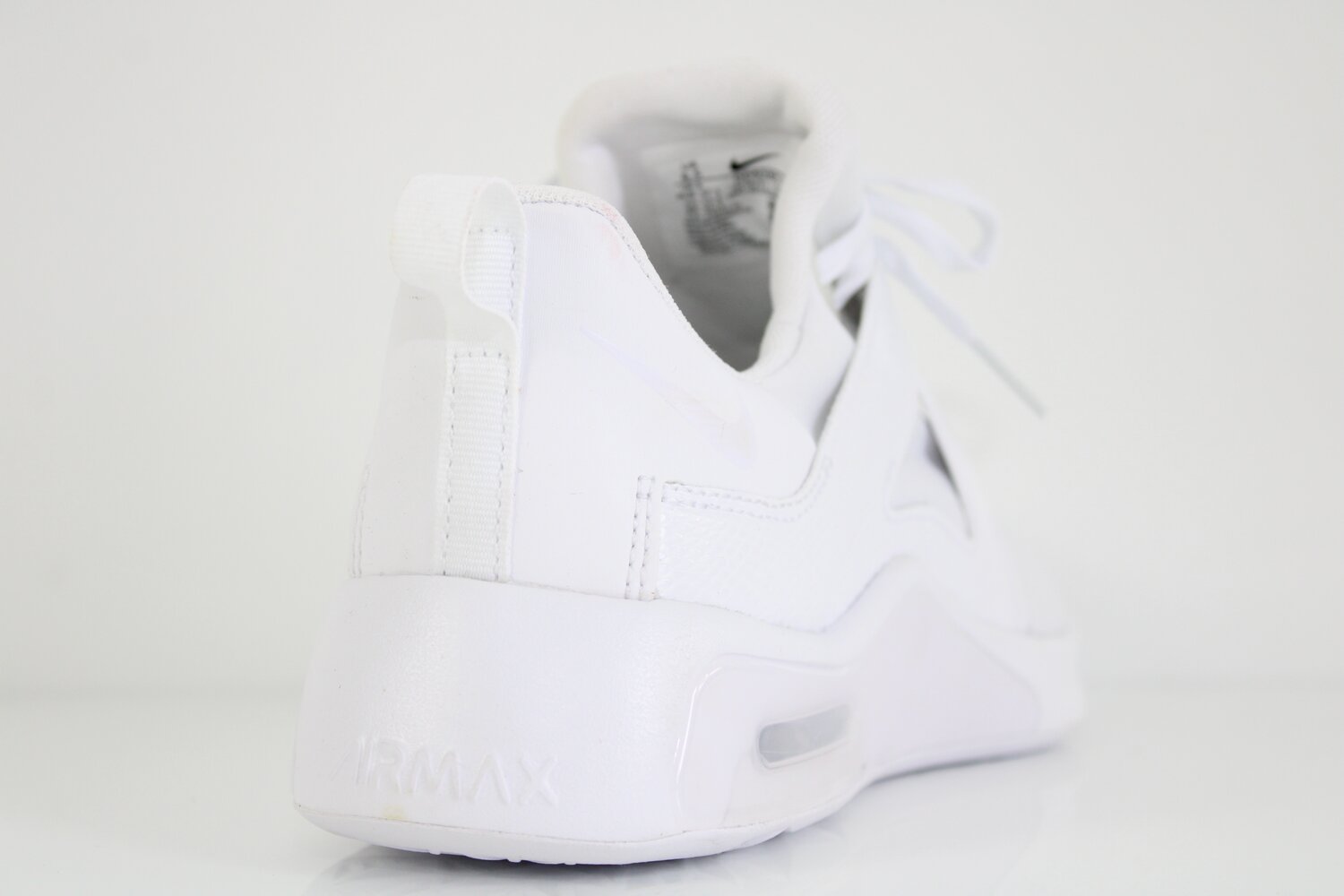 Nike AIR MAX Bella TR 5