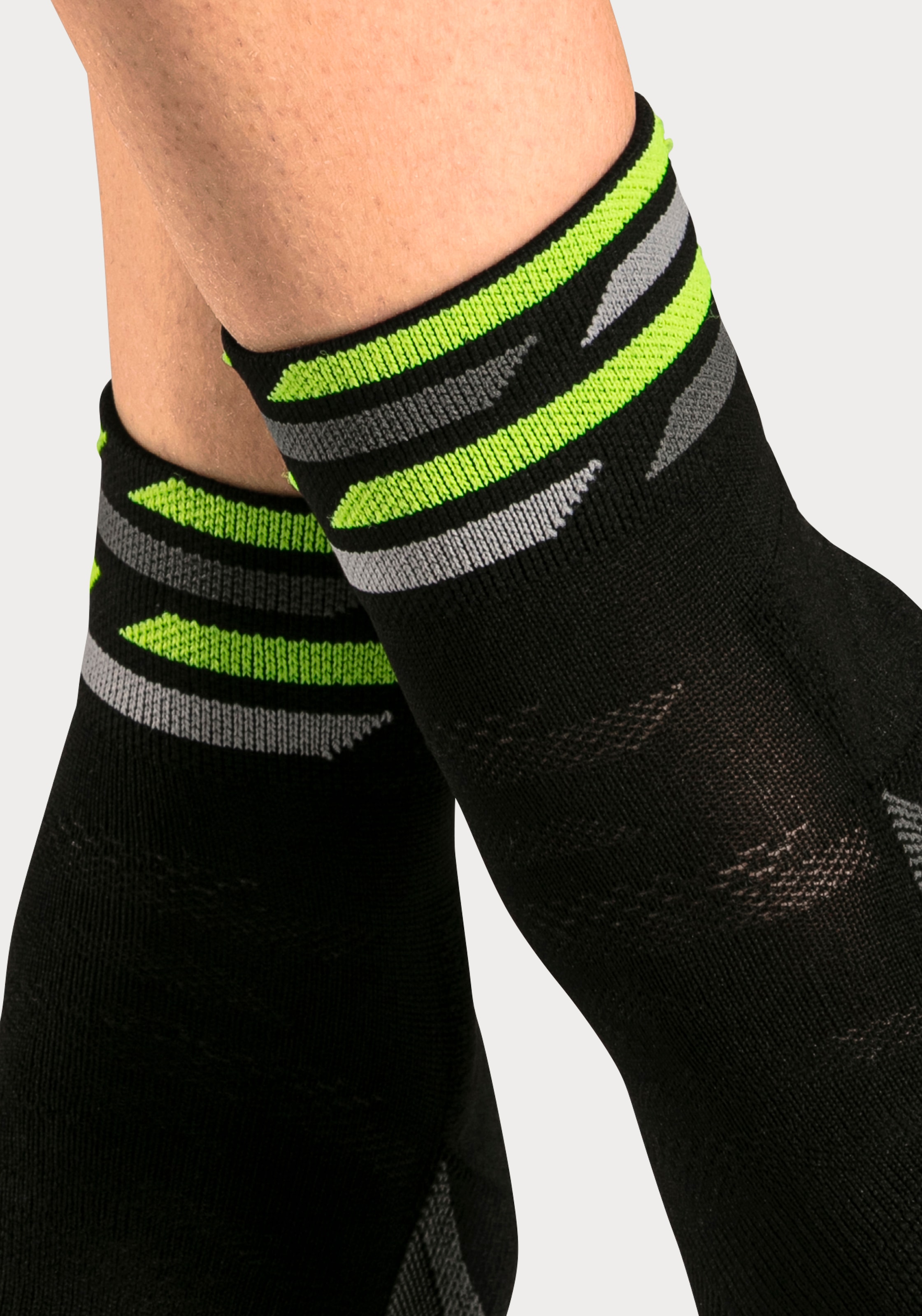Chiemsee Funktionssocken Packung, 3 Paar tlg. Nylon-Microfaser Sportsocken