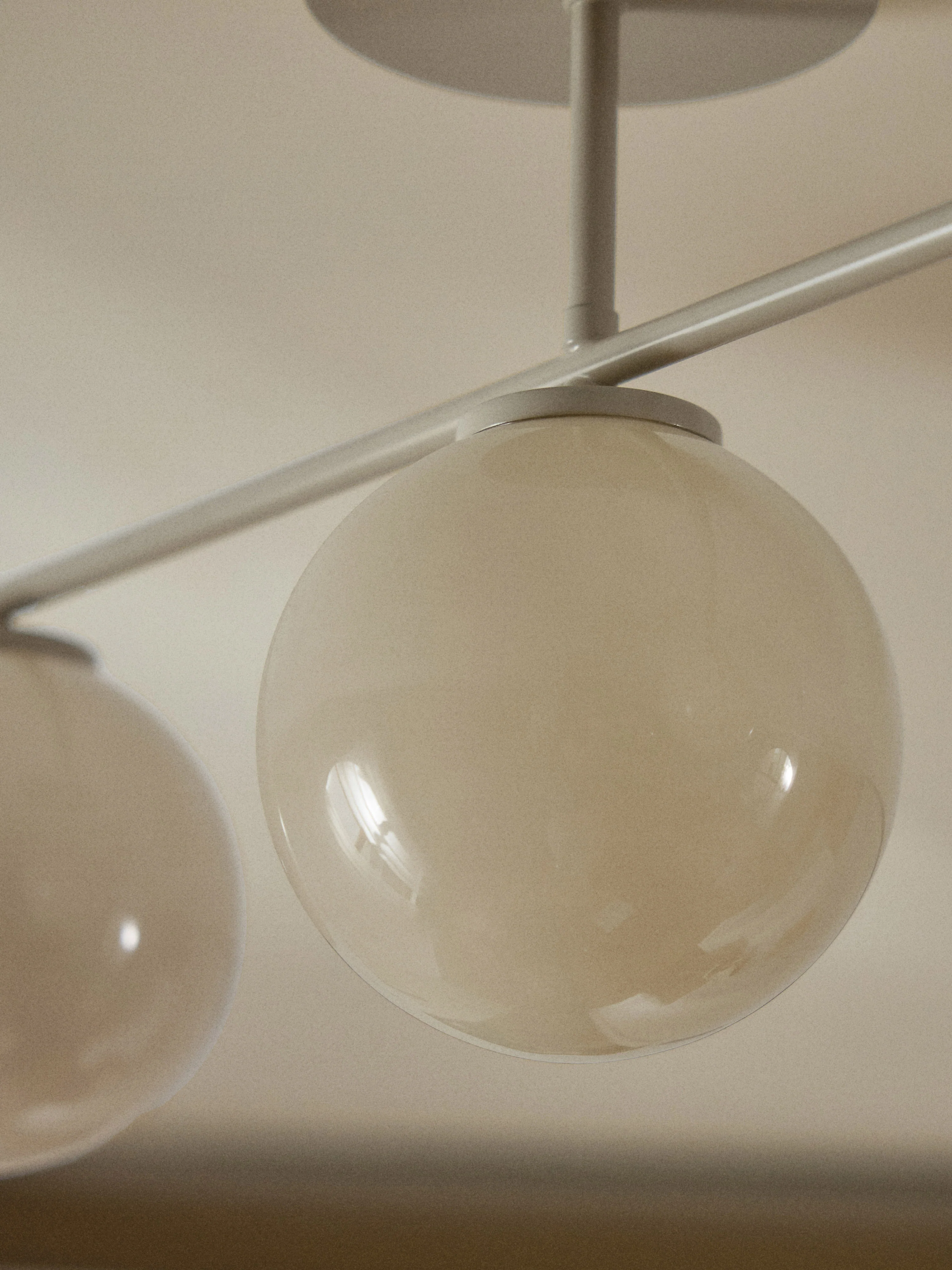 Plafondlamp Atlanta van opaalglas