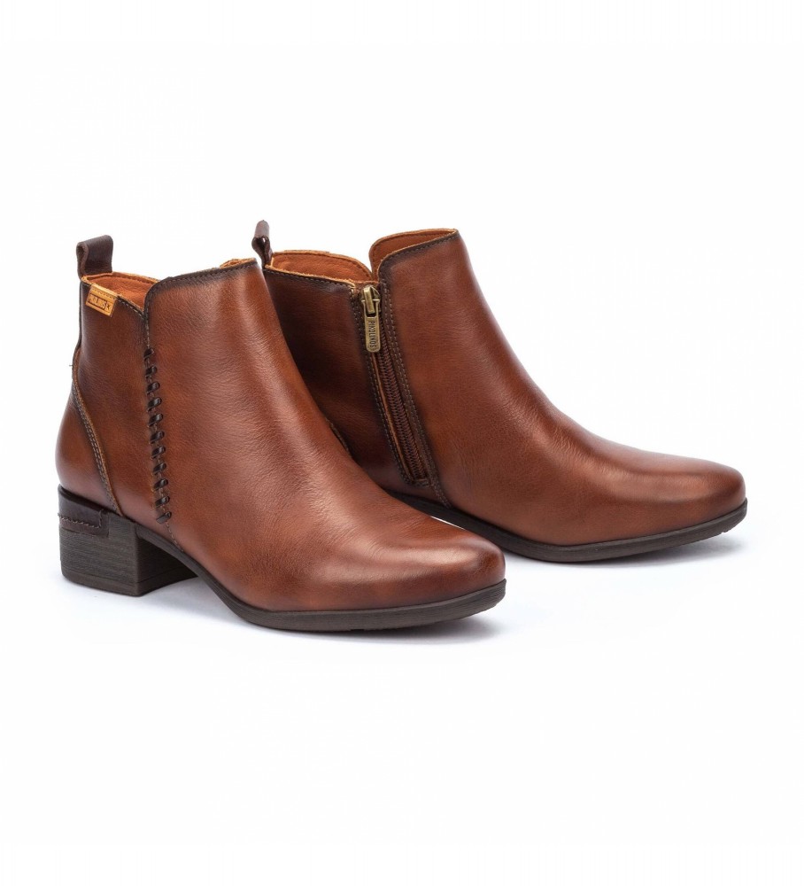 Botas de tornozelo Pikolinos Malaga em couro marrom