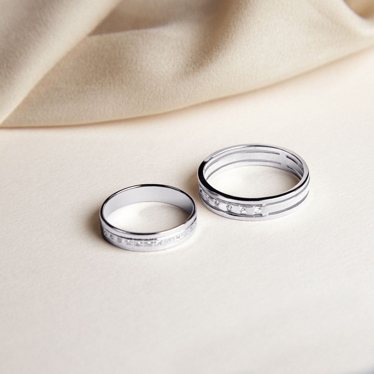 Alliance argent 925 ajourée diamants 4,3 mm