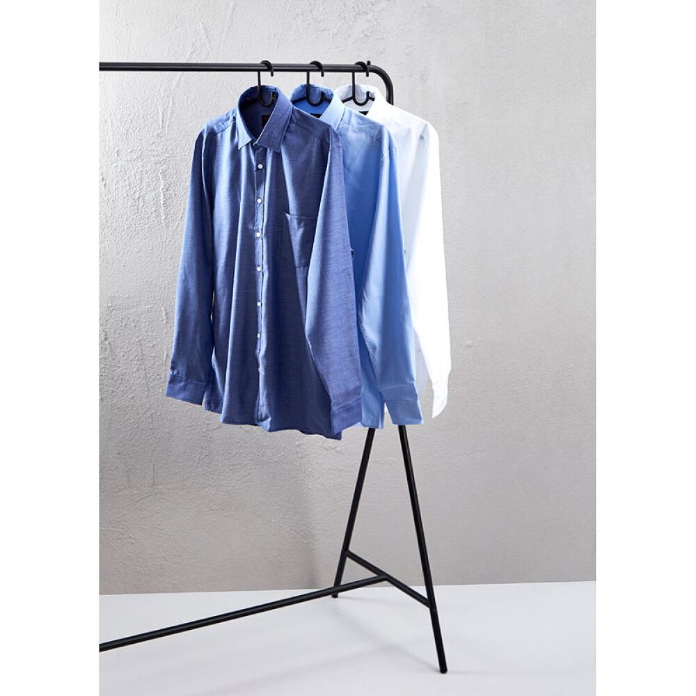 KLESSTATIV SVART 109X55X154CM