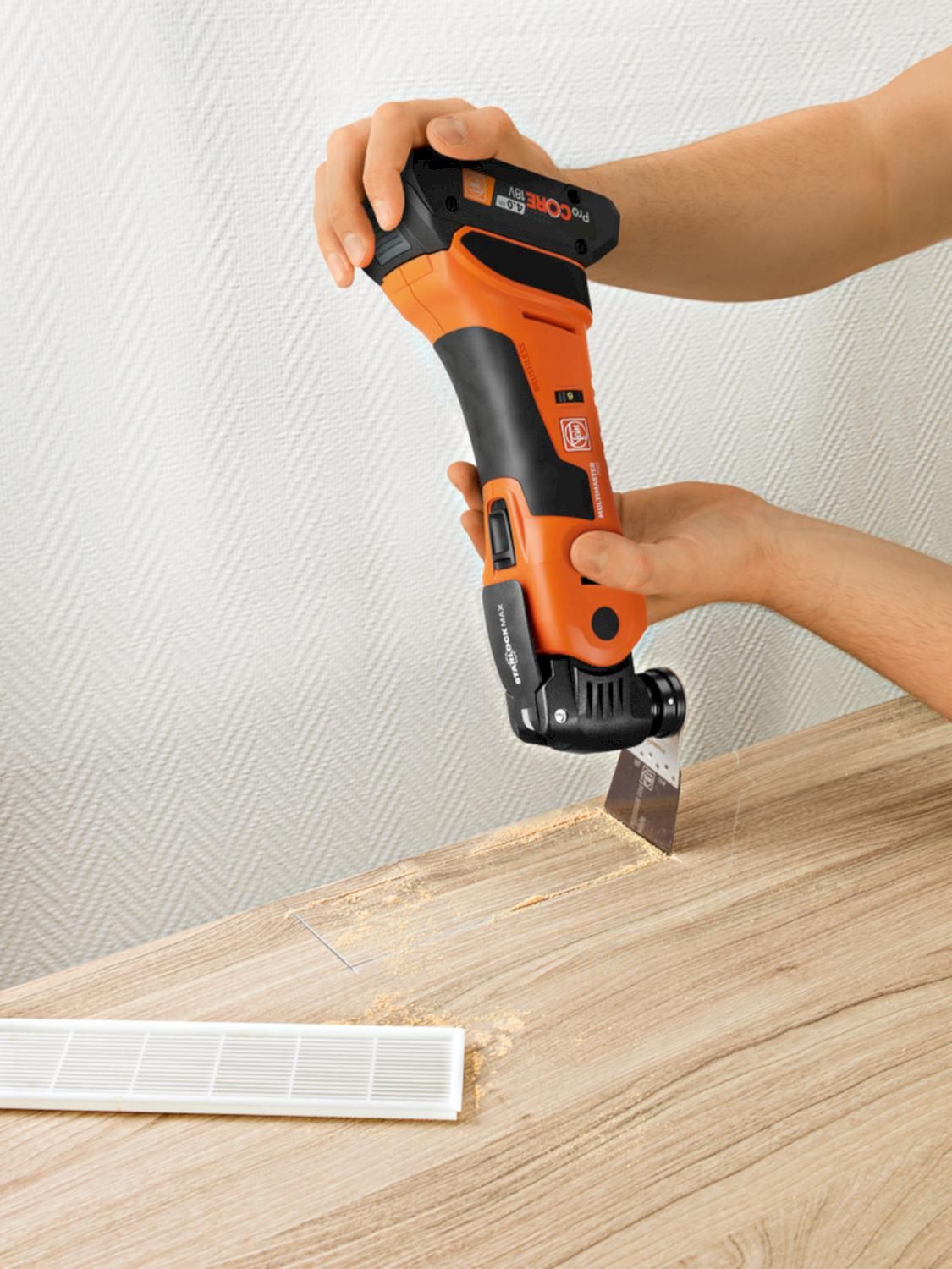 Fein Multimaster AMM 700 MAX Accu multitool 18V AMPShare Basic Body in L-Boxx - 71293662000