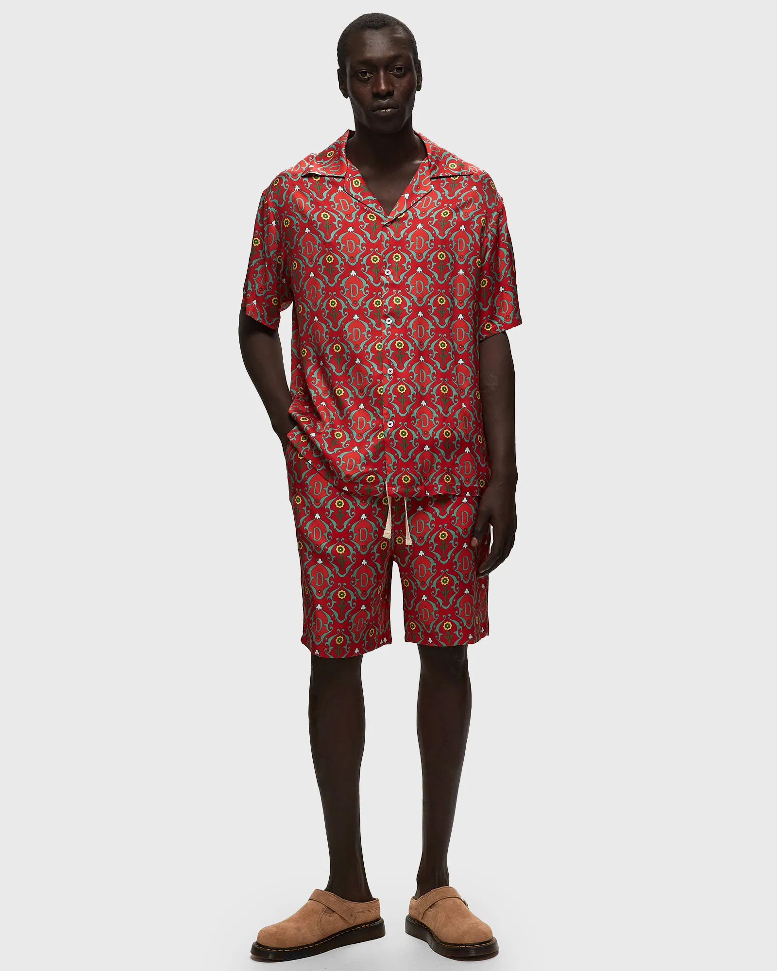 Drôle de Monsieur Le Short Ornements