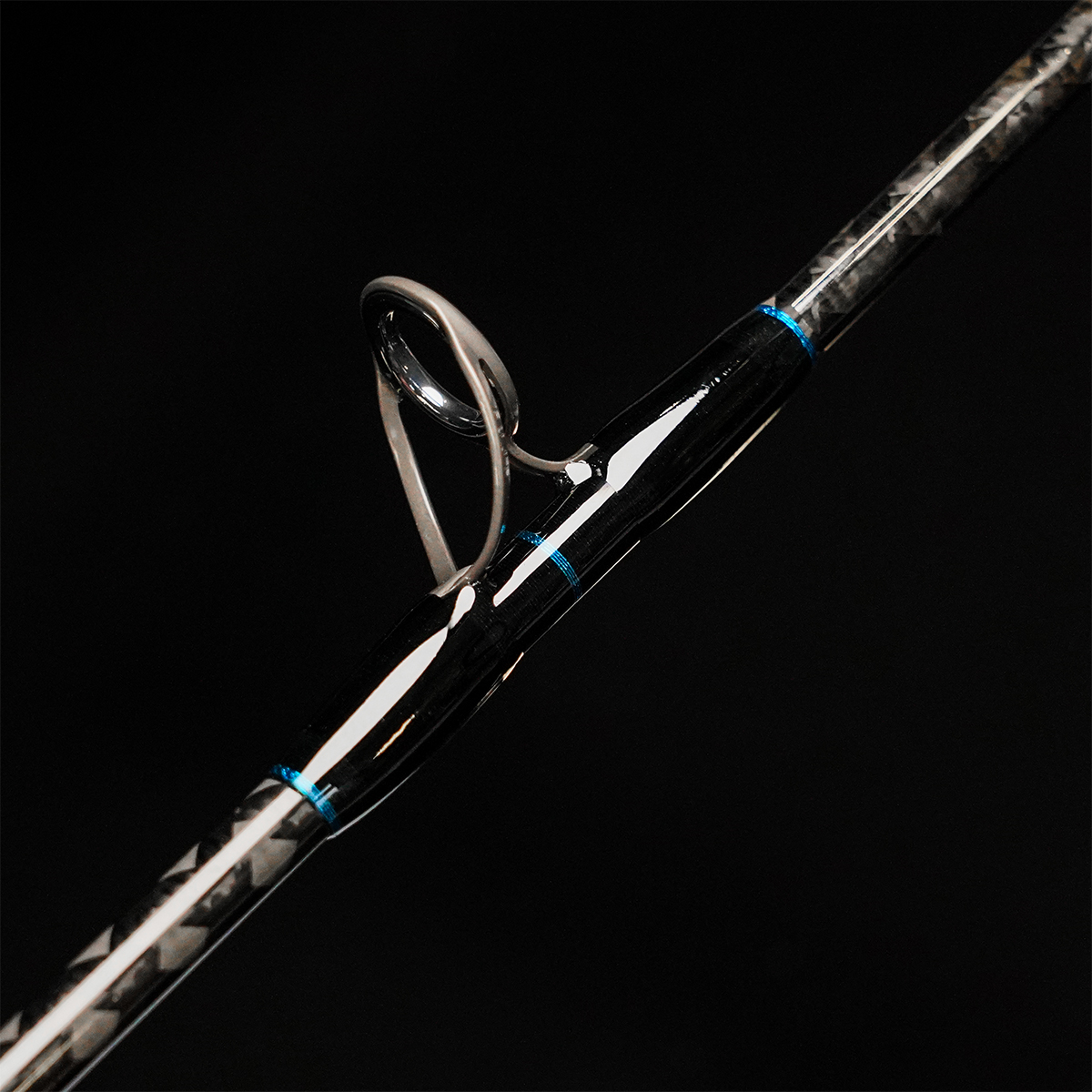Cape Cod Special 10'6 Nano Heavy Surf Rod Black Hole USACape Cod Special 10'6 Nano Heavy Surf RodCanne spinning pour la pêche exotique du bord10.6' (3m28), 60-180g, 40-80lb