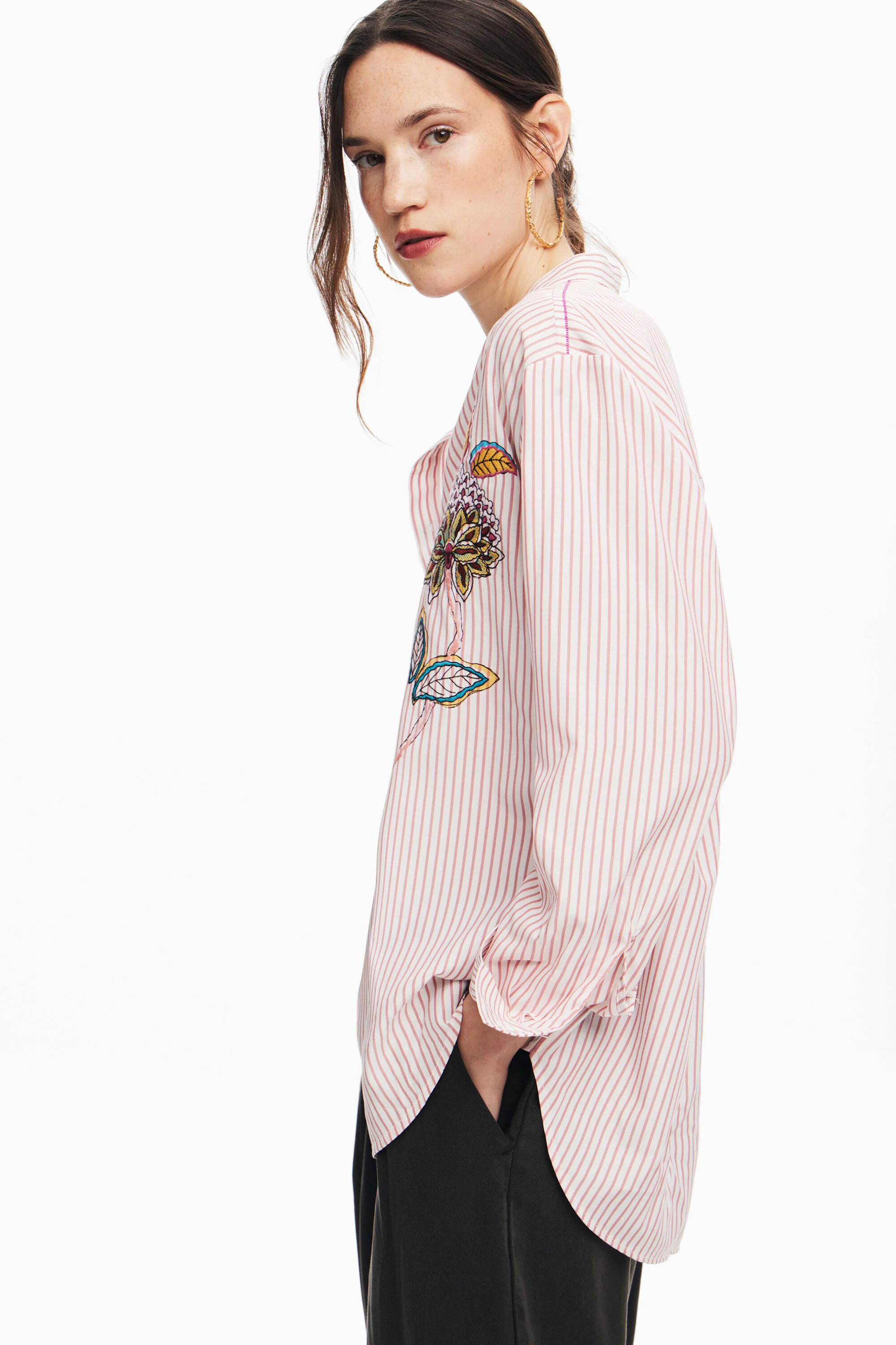 Camisa listrada floral