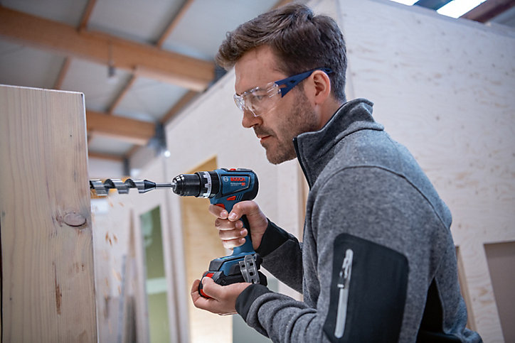 Perceuse visseuse à percussion sans fil Bosch Professional GSB 18V-90C 18V - 2x4Ah