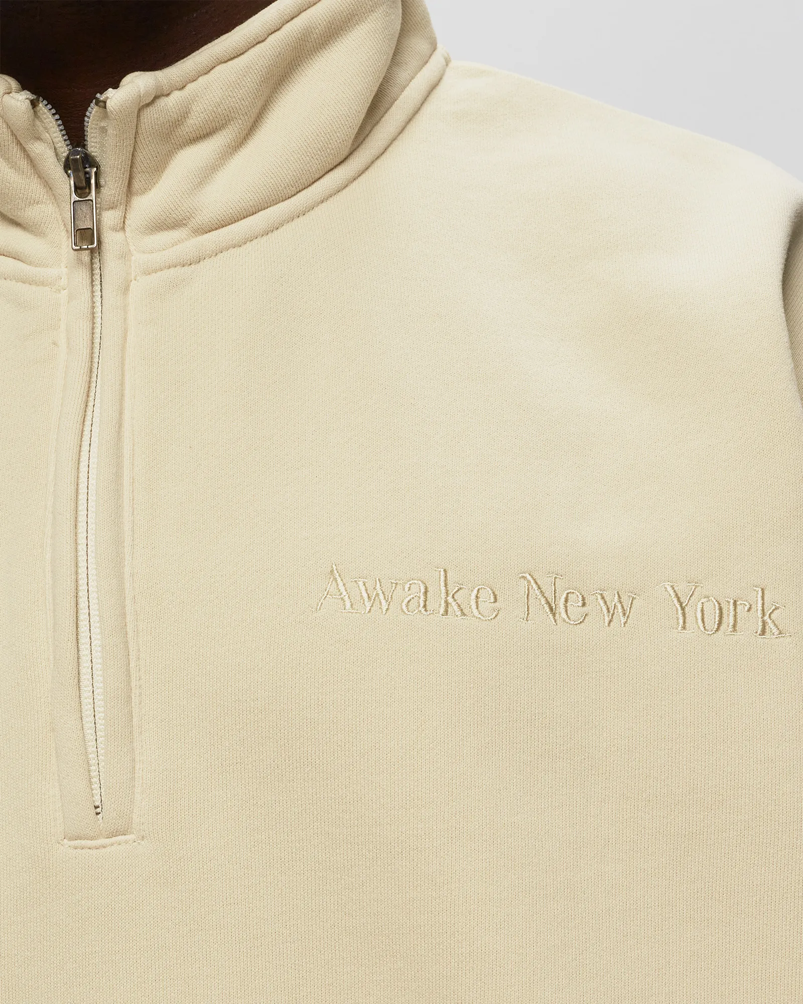 Awake EMBROIDERED LOGO QUARTER ZIP SWEATSHIRT