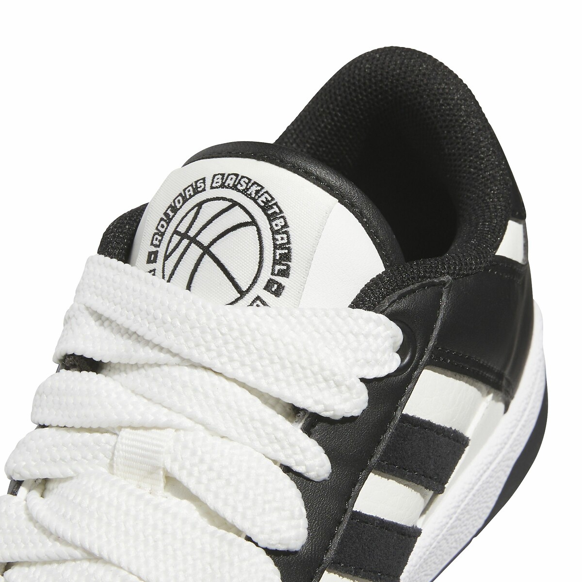 ADIDAS ROUPAS ESPORTIVAS<br>Tênis Rapid Court Low