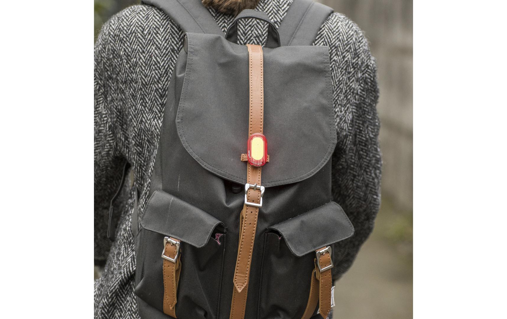 Beleuchtungsset Olley V2, SchwarzWiederaufladbares Fahrradlicht-Set mit 100 / 30 Lumen Leuchtstaerke