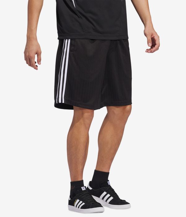 adidas Classic Shorts (black white) online kaufen | skatedeluxe