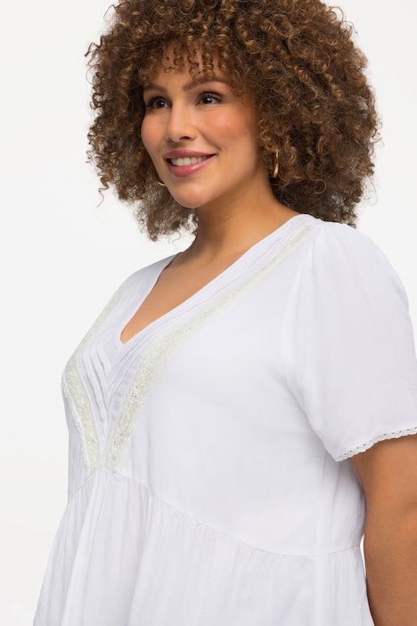 Bluse, Boxy Fit, V-Ausschnitt mit Spitzenband, Halbarm