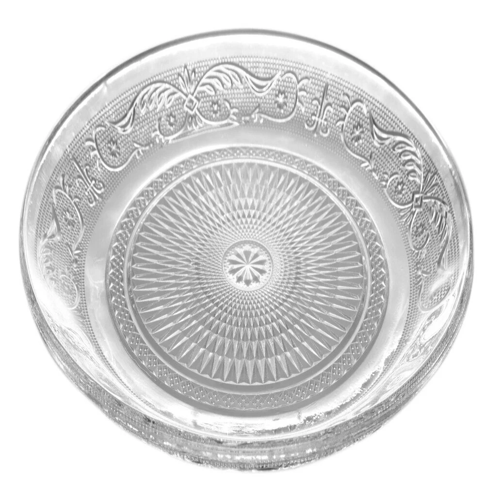 Assiette plate ronde transparente ciselée