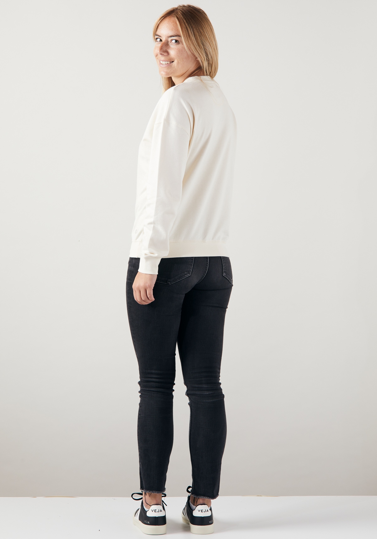 WE ARE ZRCL Damen-Sweater Basic Natural