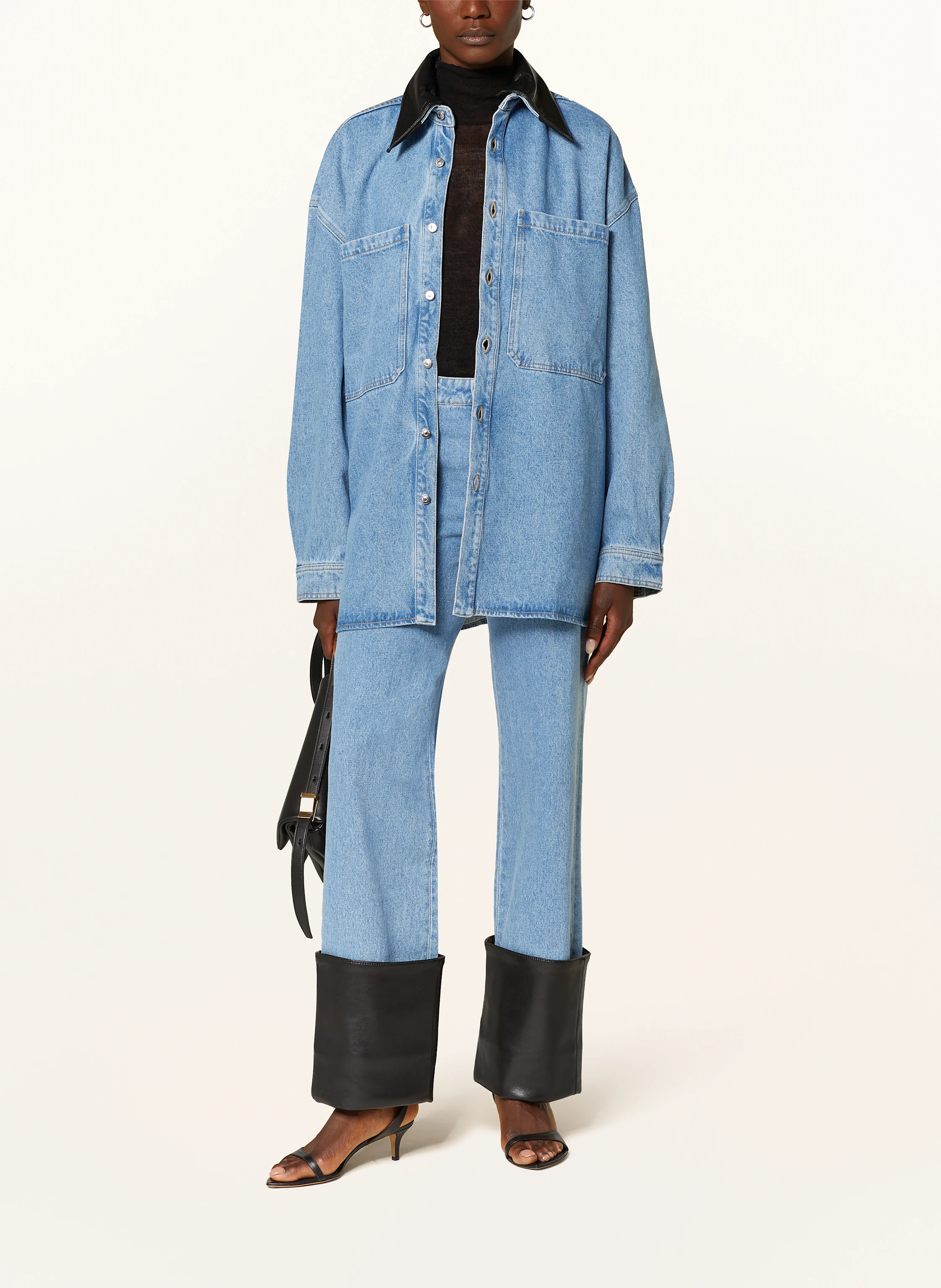 Nanushka Oversized-Jeansjacke BEAUX mit abnehmbarem Kragen