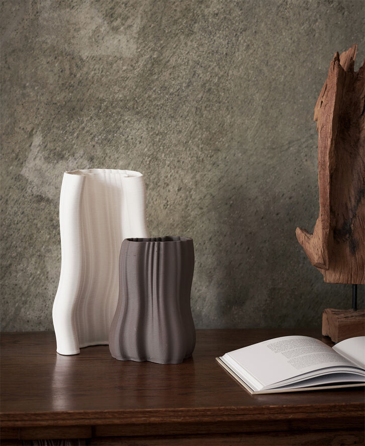 ferm LIVING Moire Vase - H20 - Anthracite Anthracite