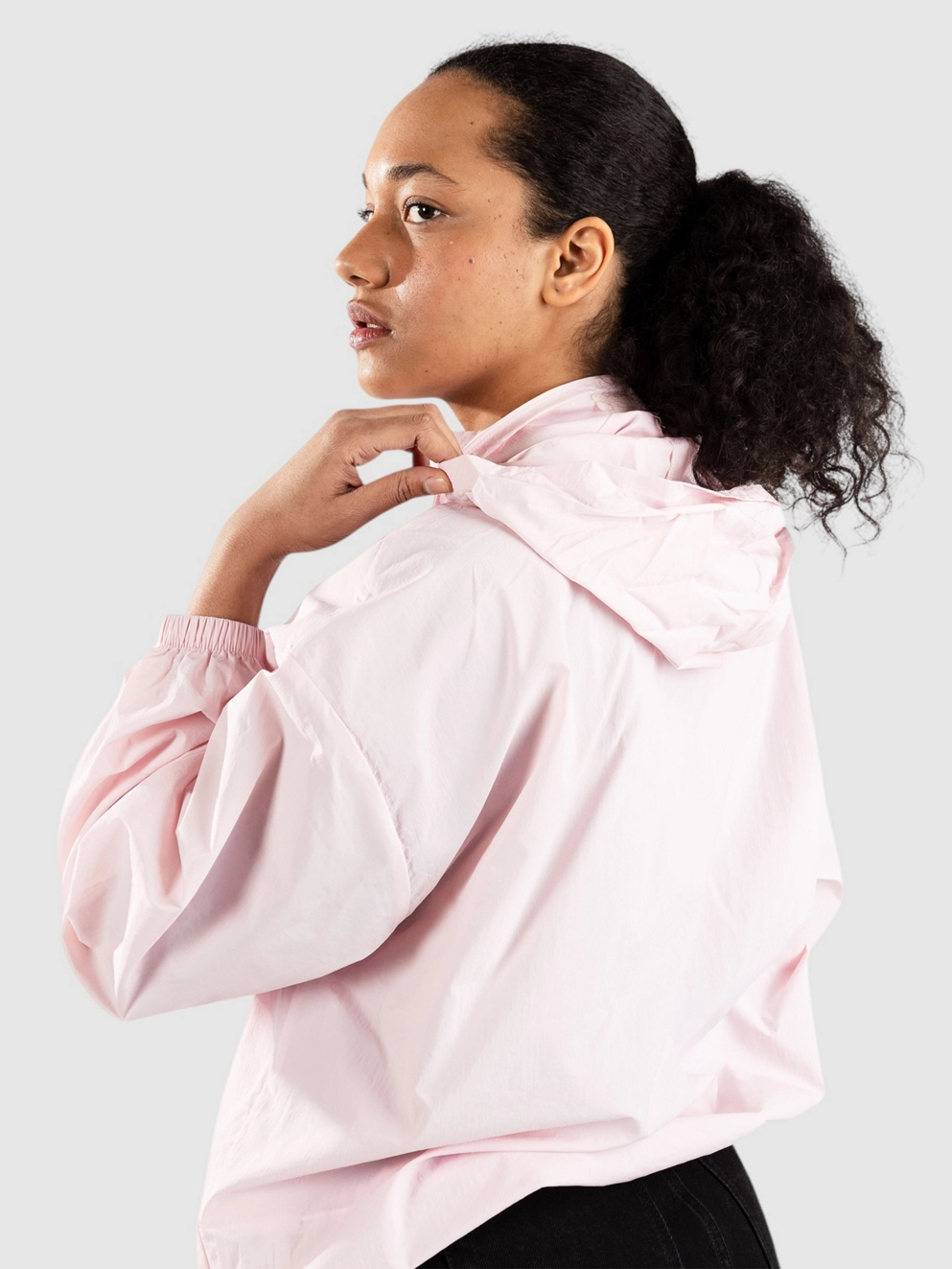 New Balance Athletics Packable Woven Jacket rose sugar