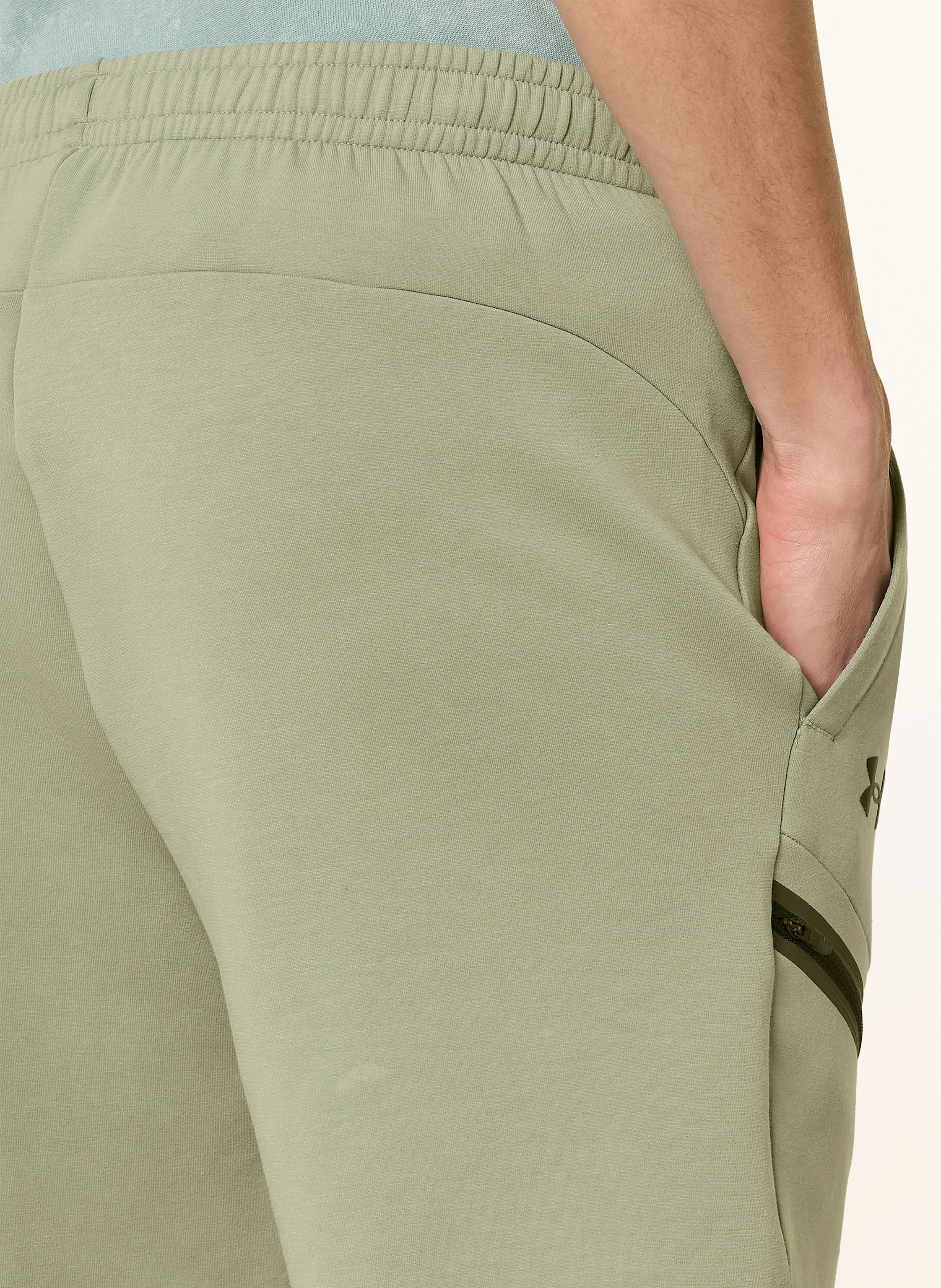UNDER ARMOUR Sweatshorts UA UNSTOPABLE