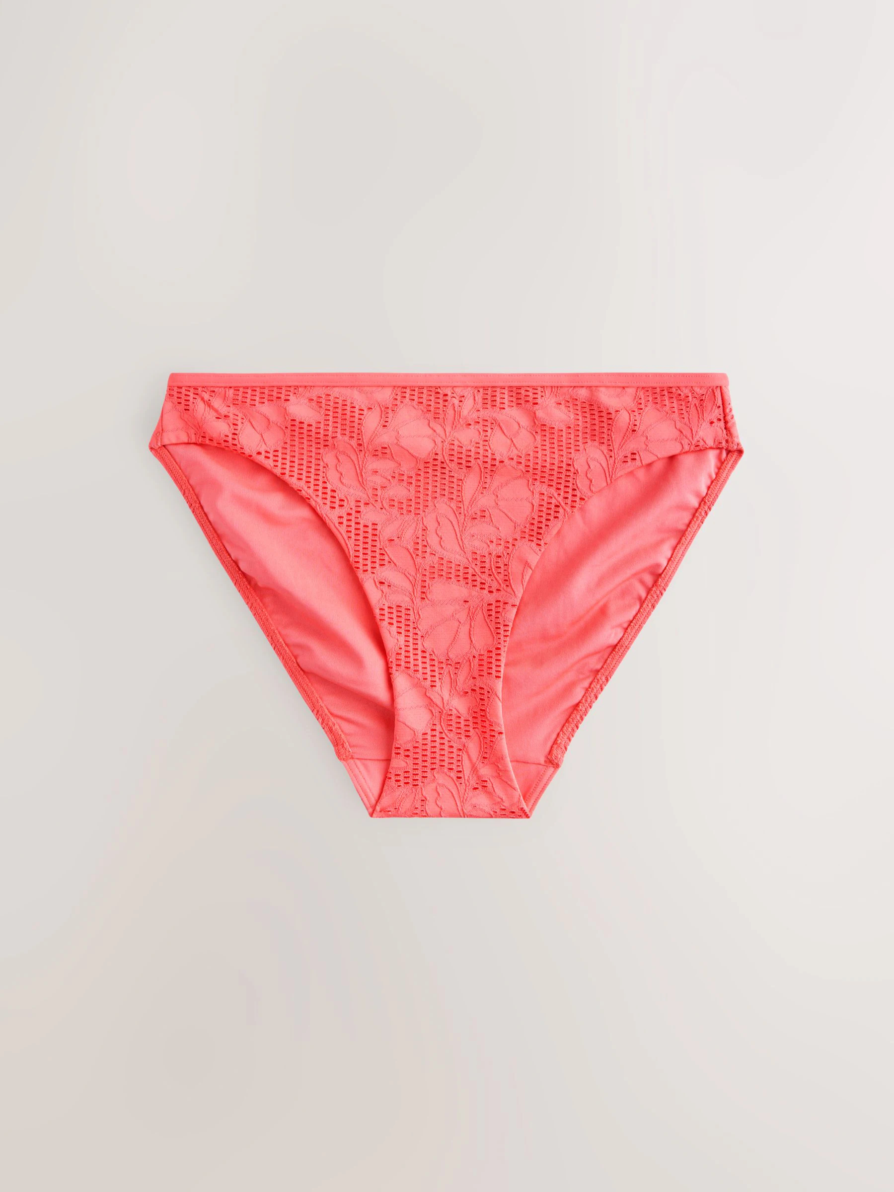Koraalroze kant - Bikinibroekjes
