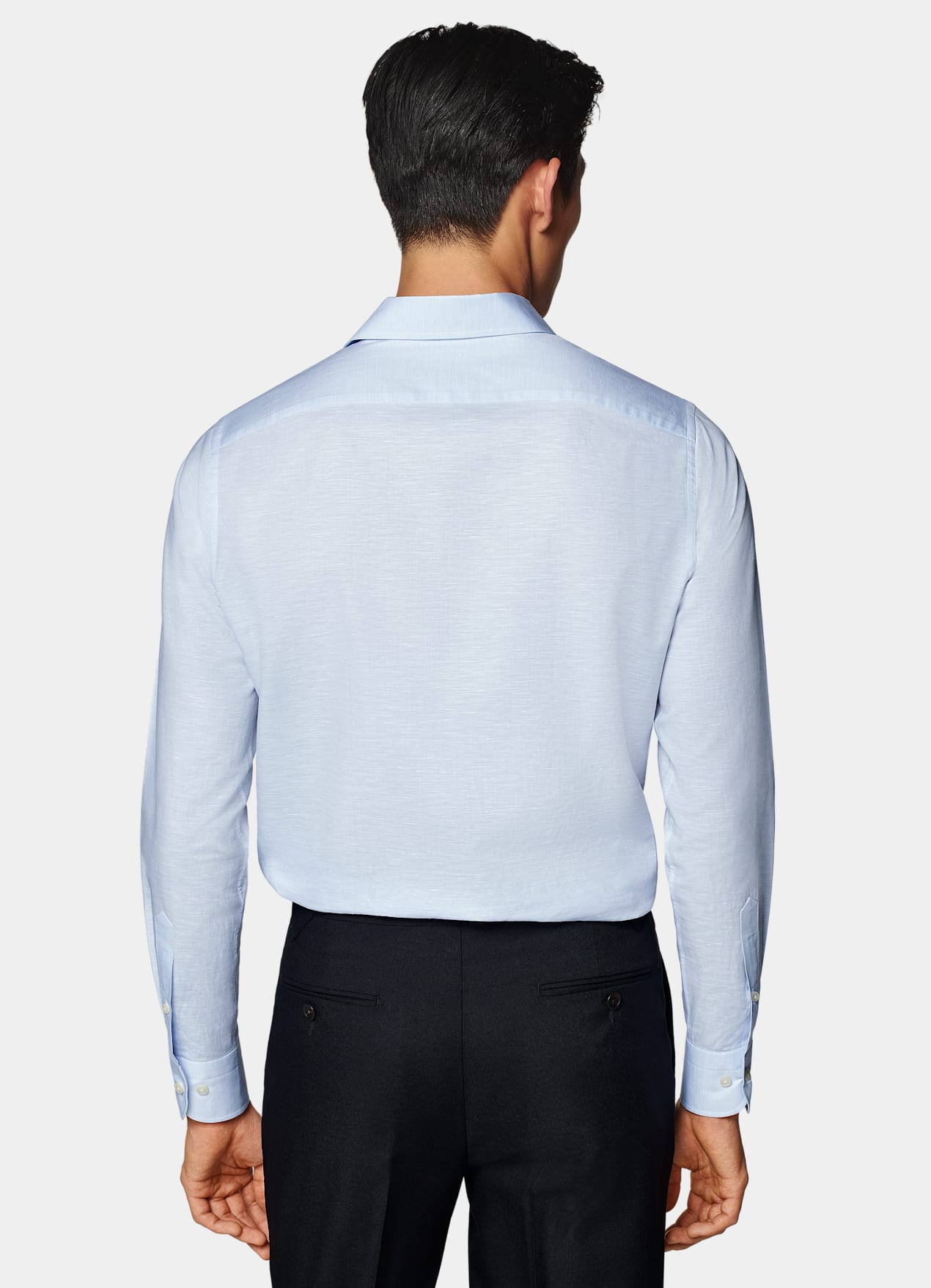 Chemise coupe ajustée avec col d'une seule pièce bleu clair