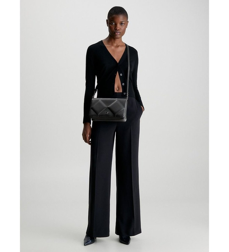 Bolsa conversível acolchoada Calvin Klein, preta