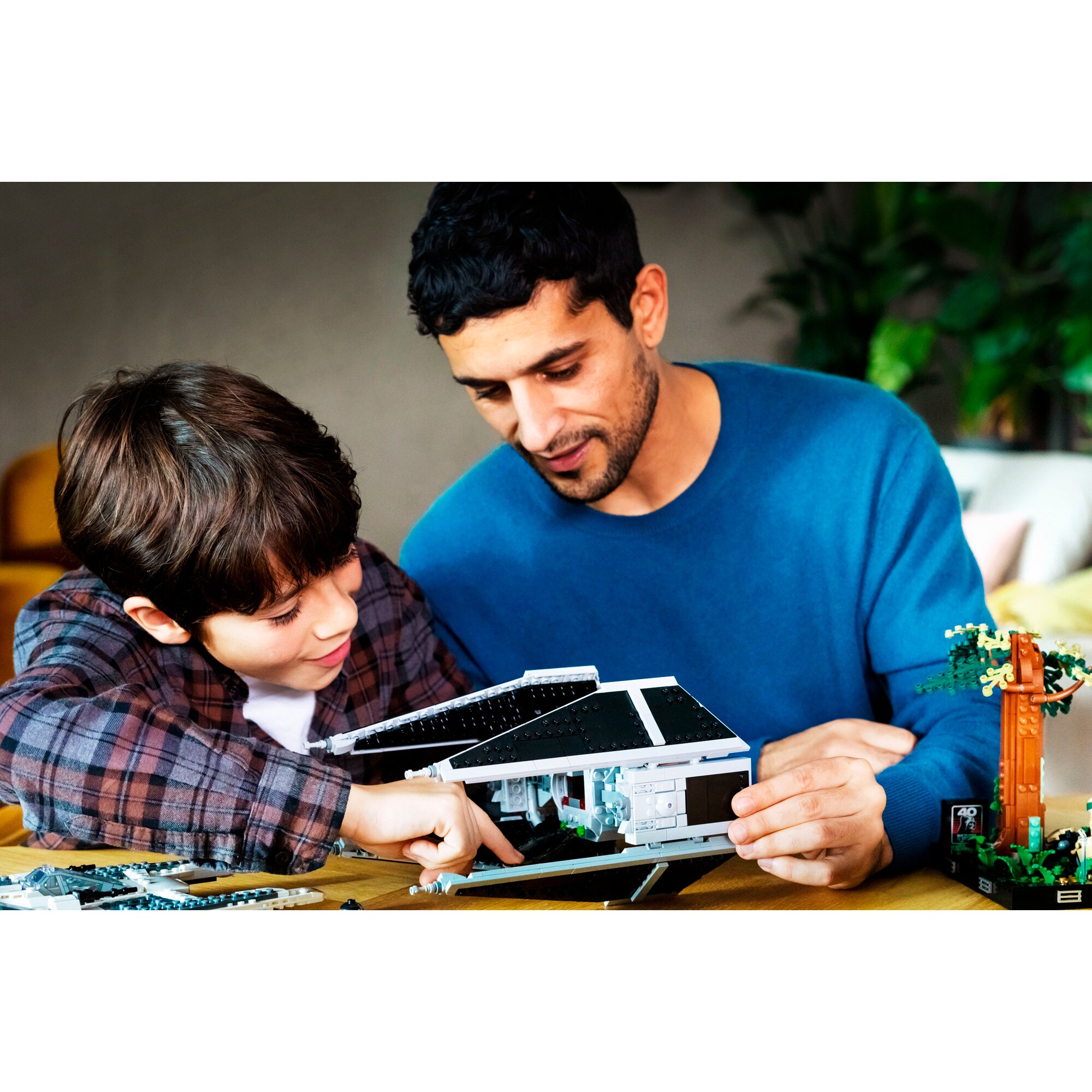 LEGO Konstruktionsspielzeug Star Wars Mandalorianischer Fang Fighter vs. TIE Interceptor