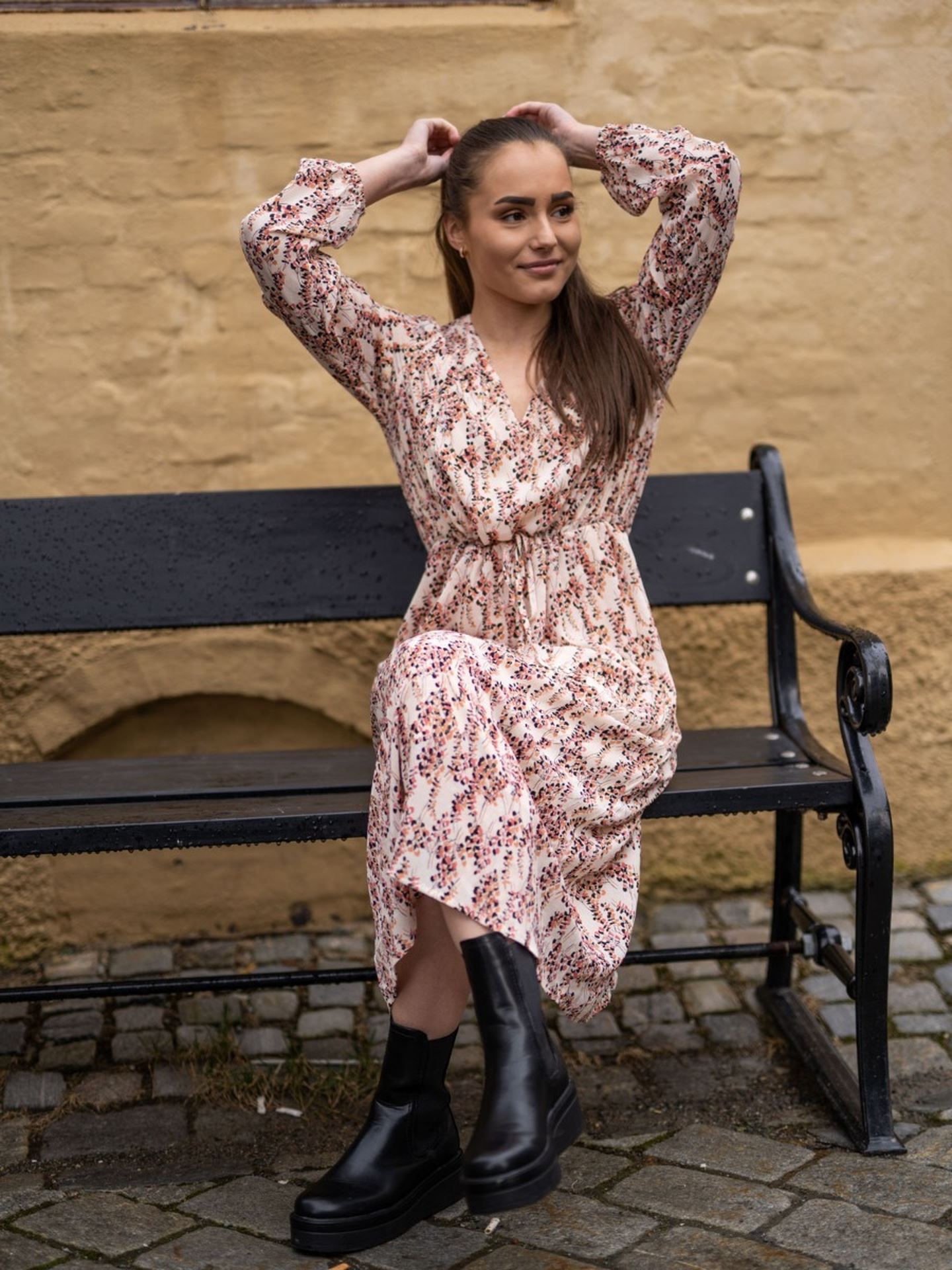 Camly Rikkelie Long Sleeve Dress