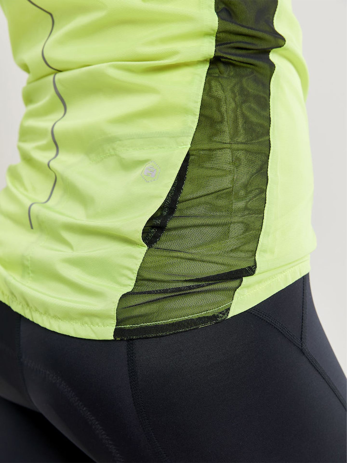 Essence Light Wind Jacket