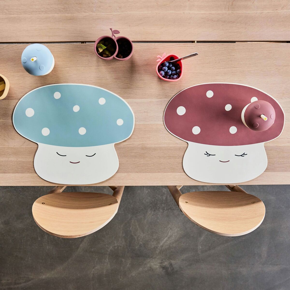 OYOY Mini Mushroom bordbrikke, pale green