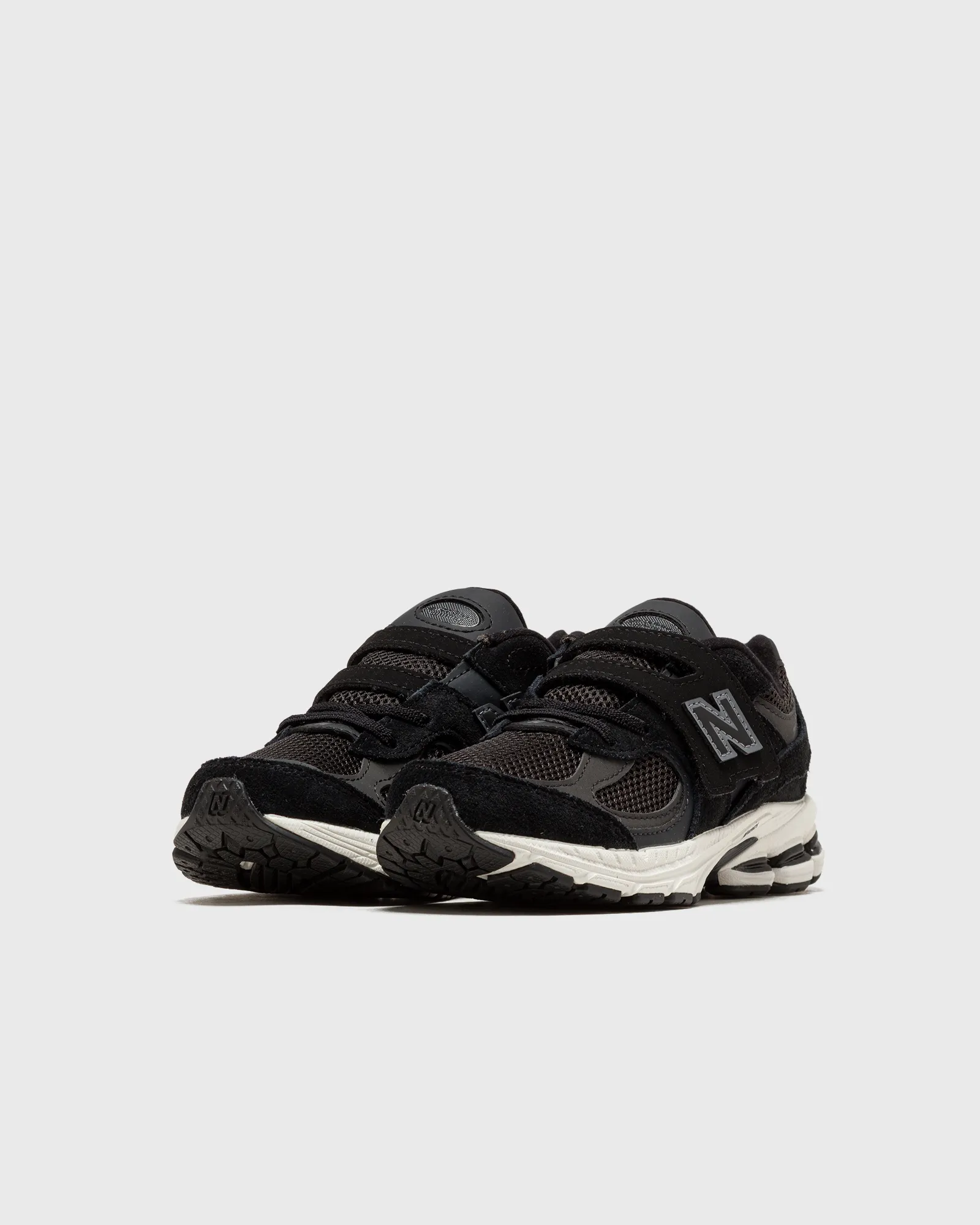 New Balance PV2002V1