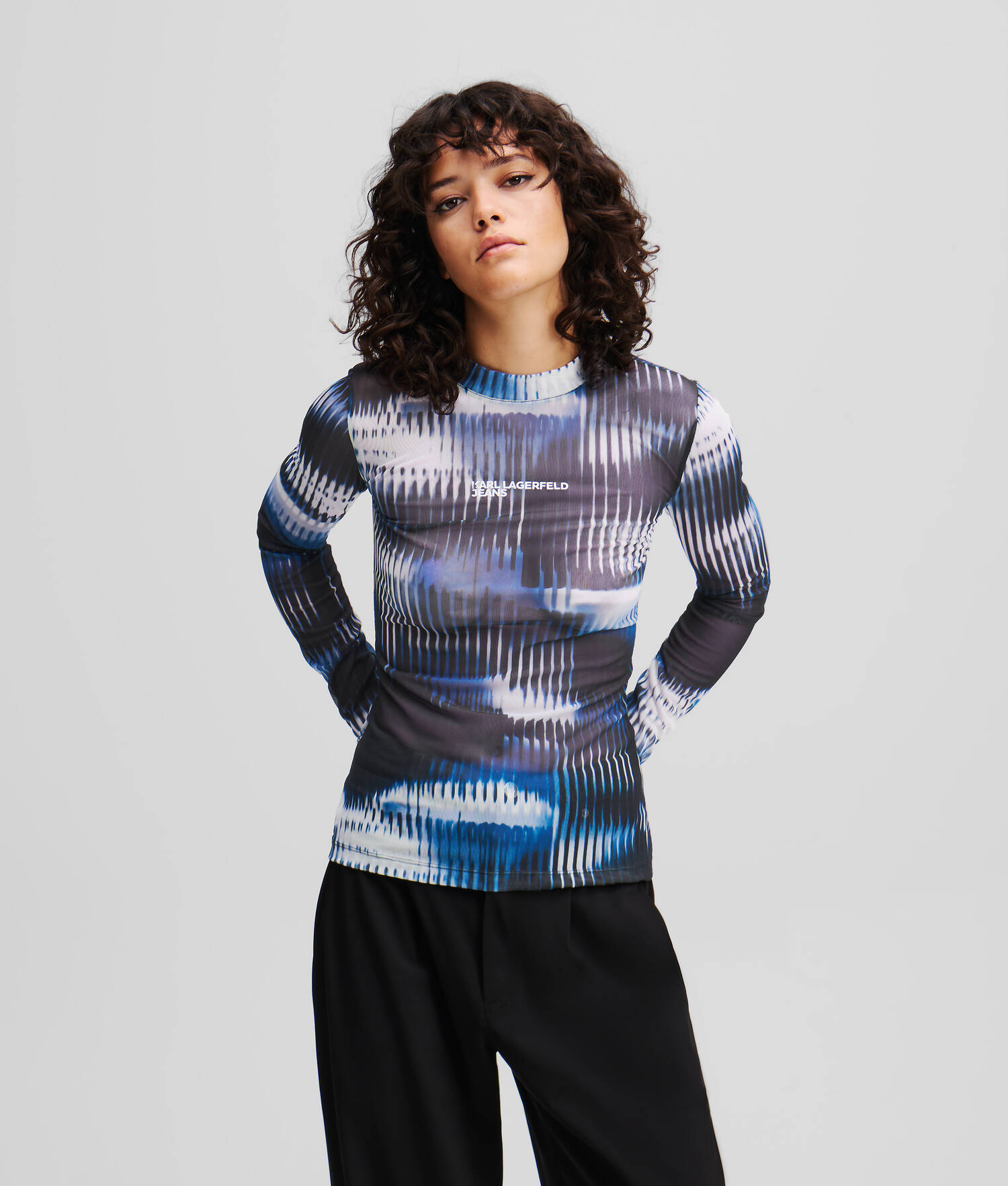 HAUT EN MAILLE IMPRIMÉ GLITCH