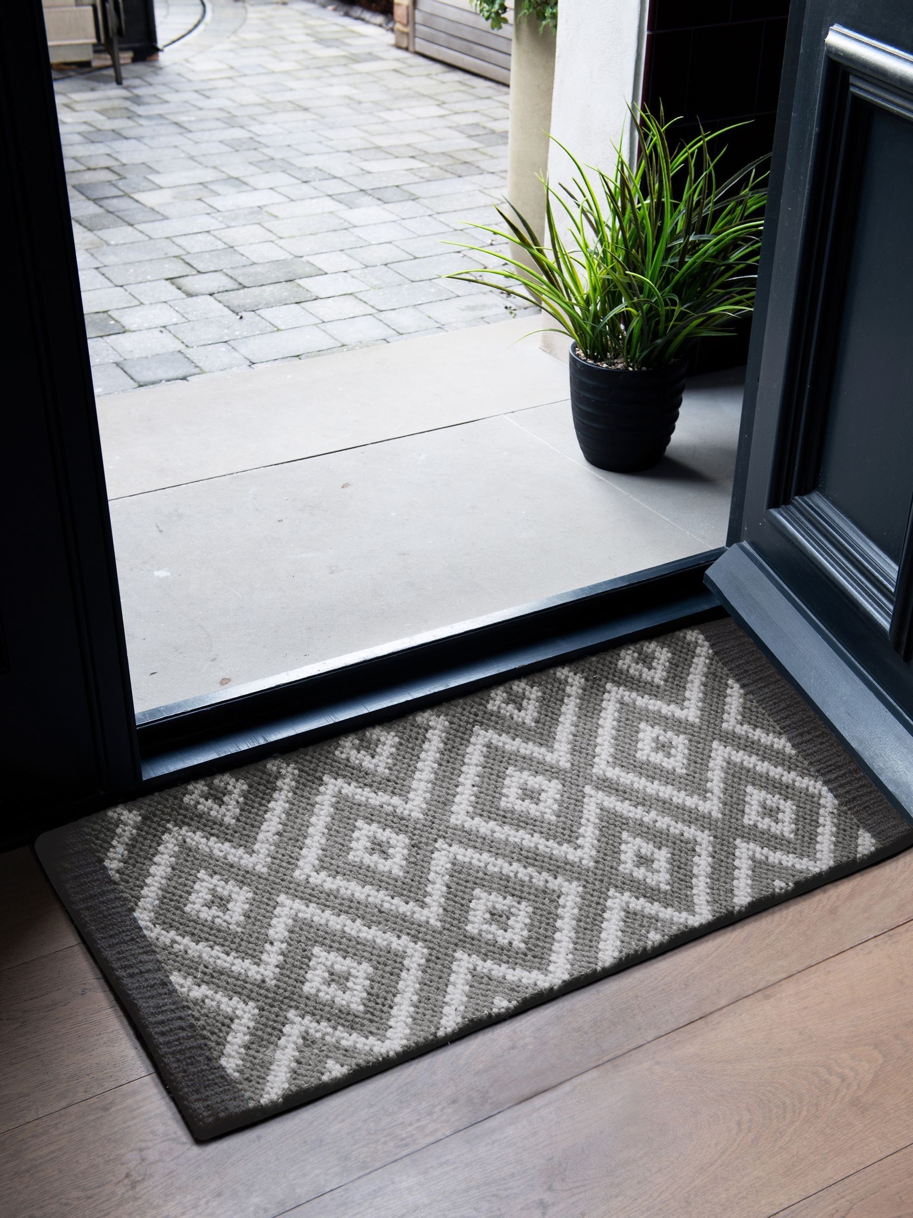 Geometrische deurmat met diamantprint