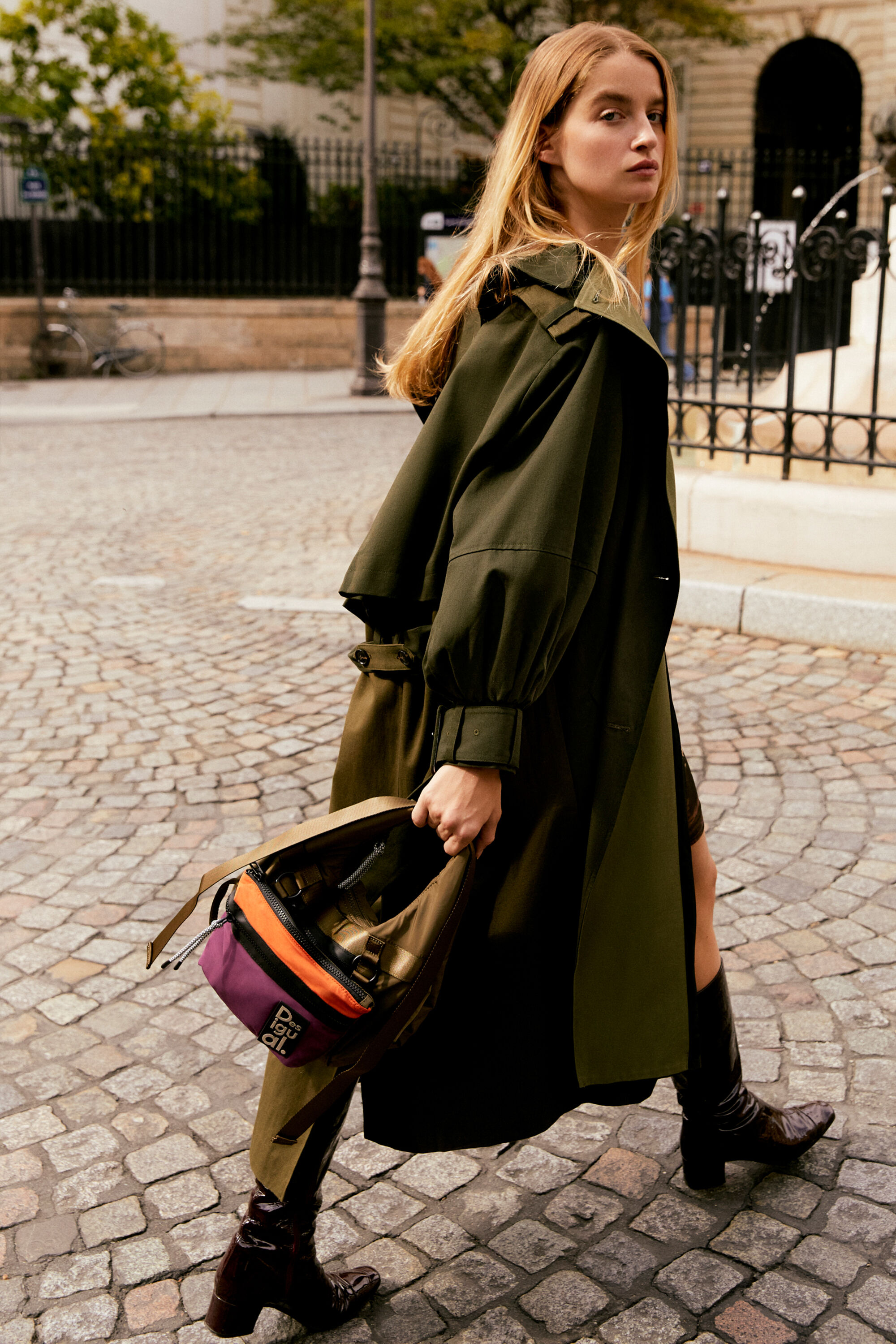 Trench coat oversized com cinto