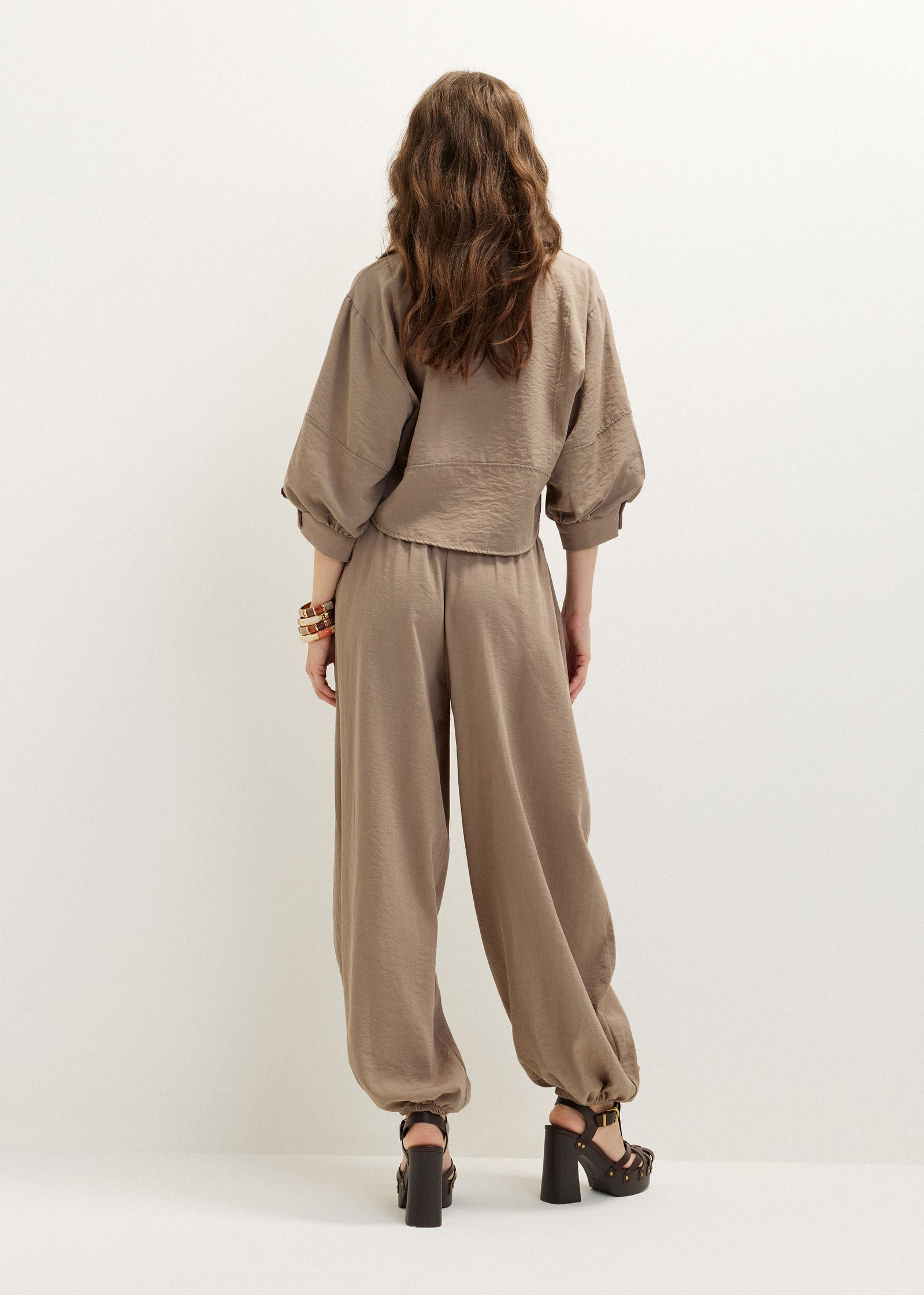 Blouse met pofmouw