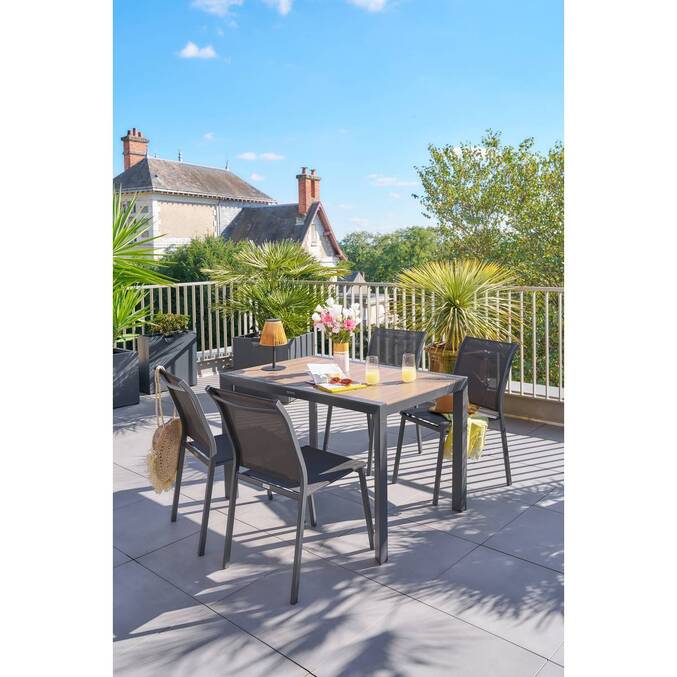 Chaise de jardin empilable ESSENTIA Anthracite & Graphite