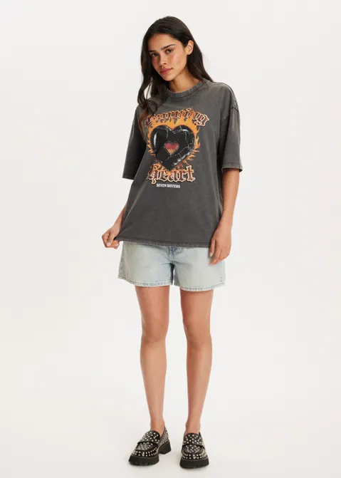 T-shirt met print burning heart grijs (GRS.ACD)