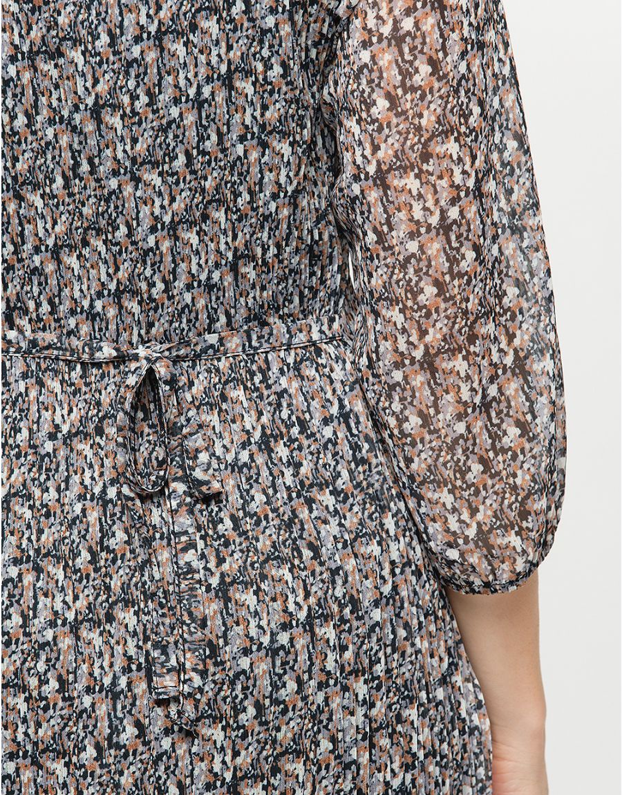 Robe plissée beige noir