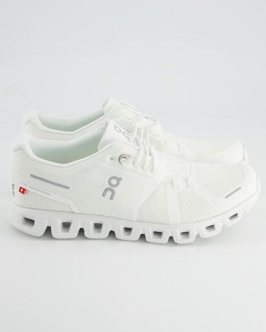 ON Running Cloud Sportschuhe in Weiß